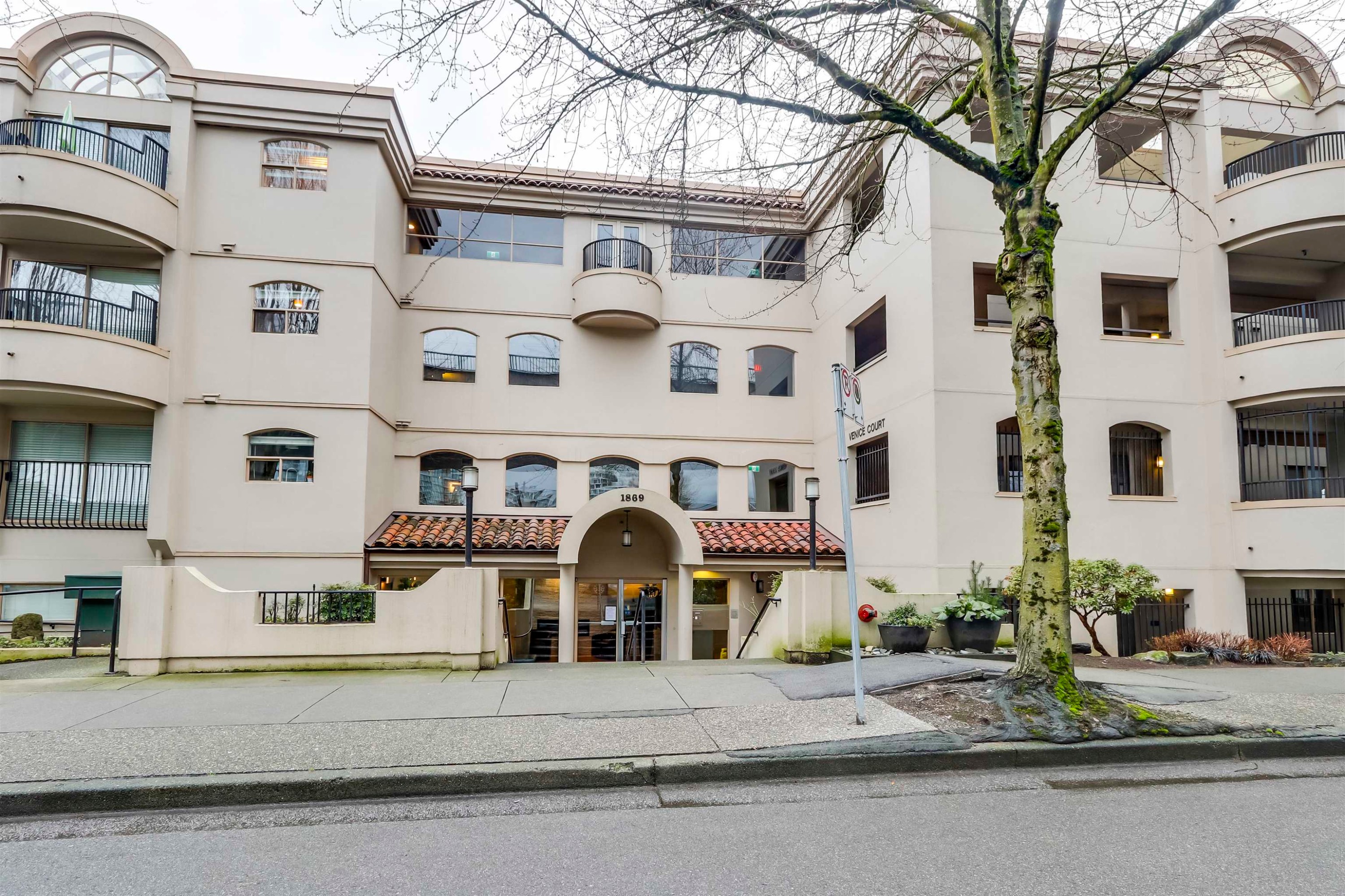 118-1869 Spyglass Place, Vancouver, BC