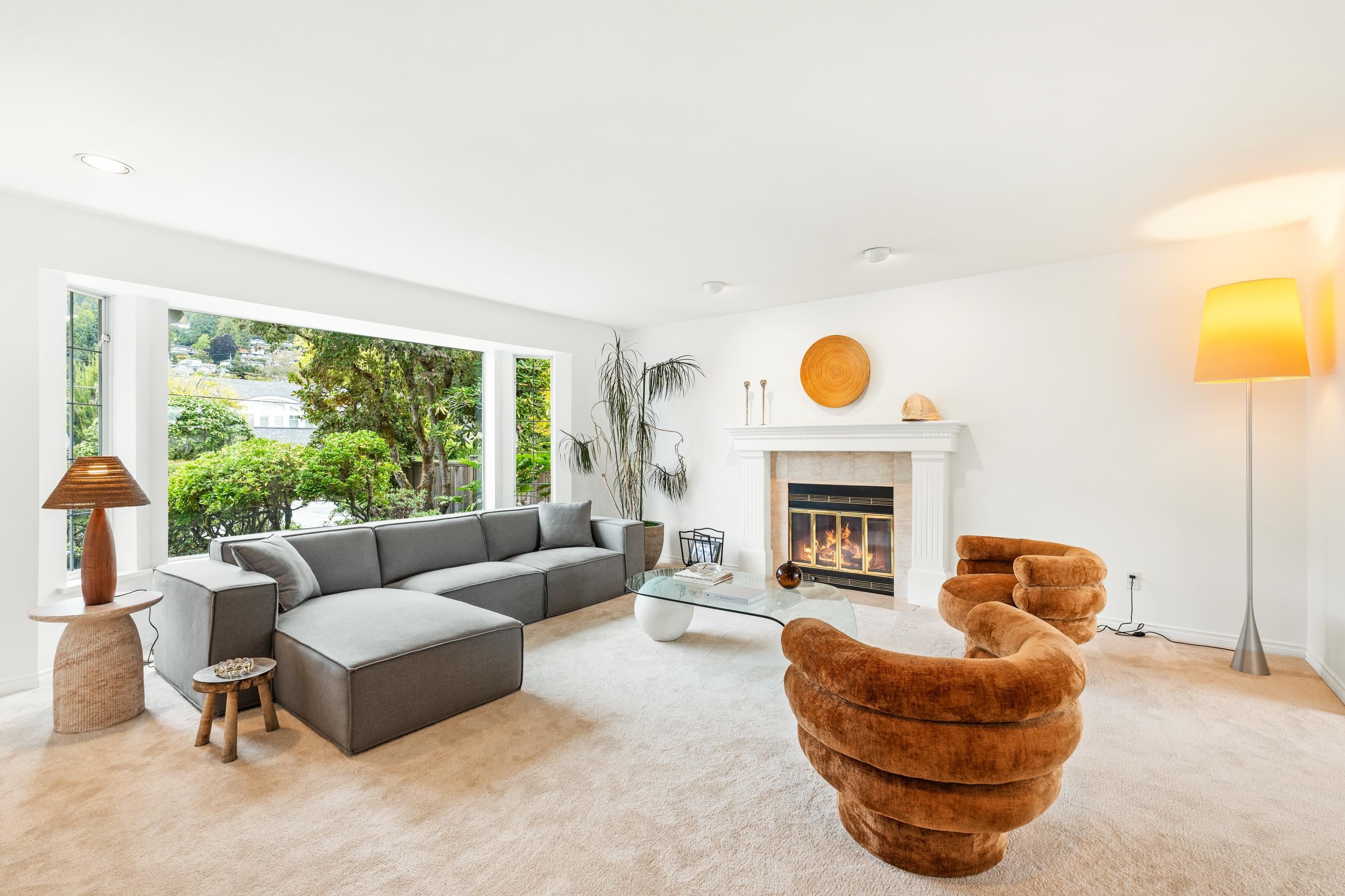 2372 Kings Avenue, West Vancouver, BC