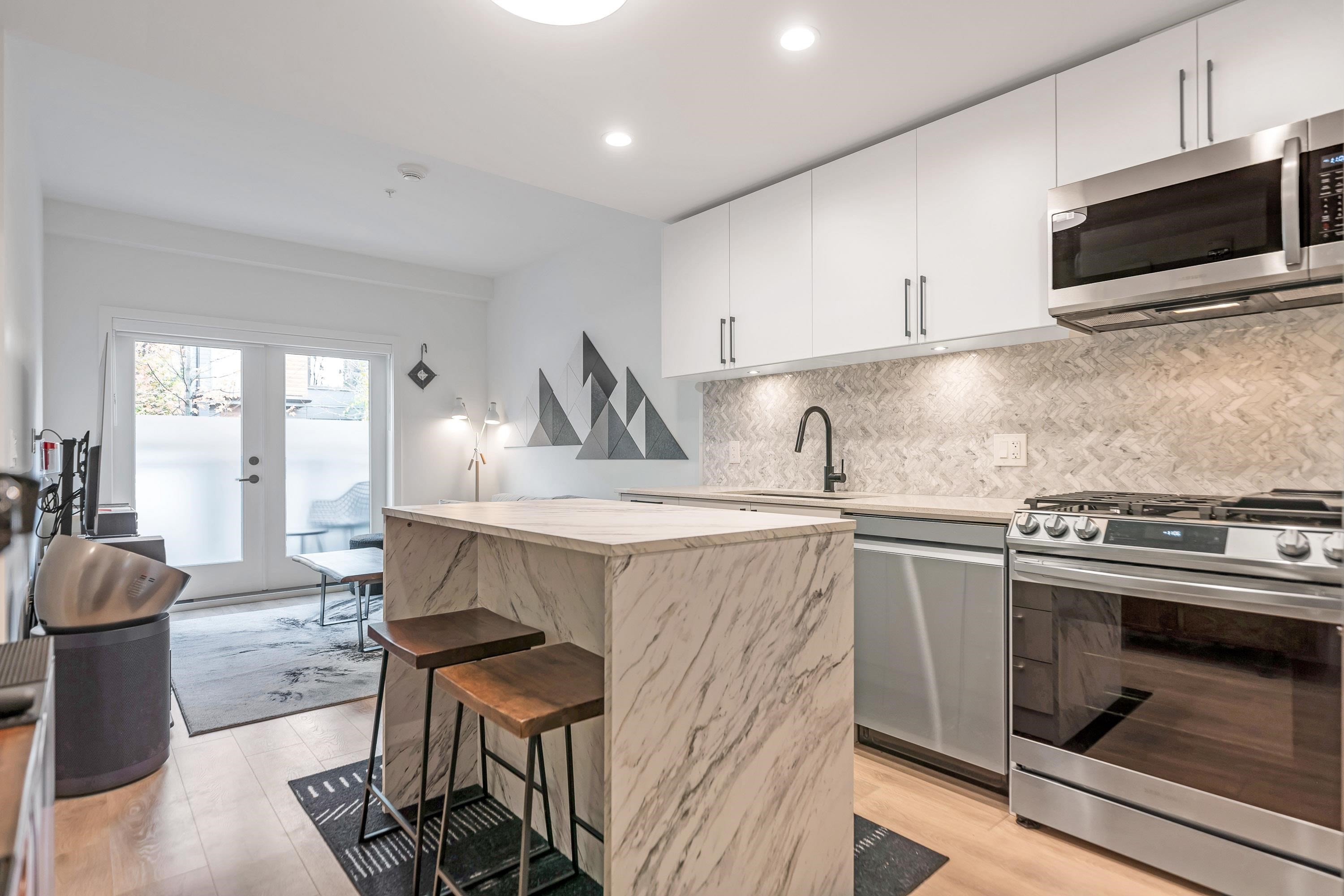 146-545 2Nd Street E, North Vancouver, BC