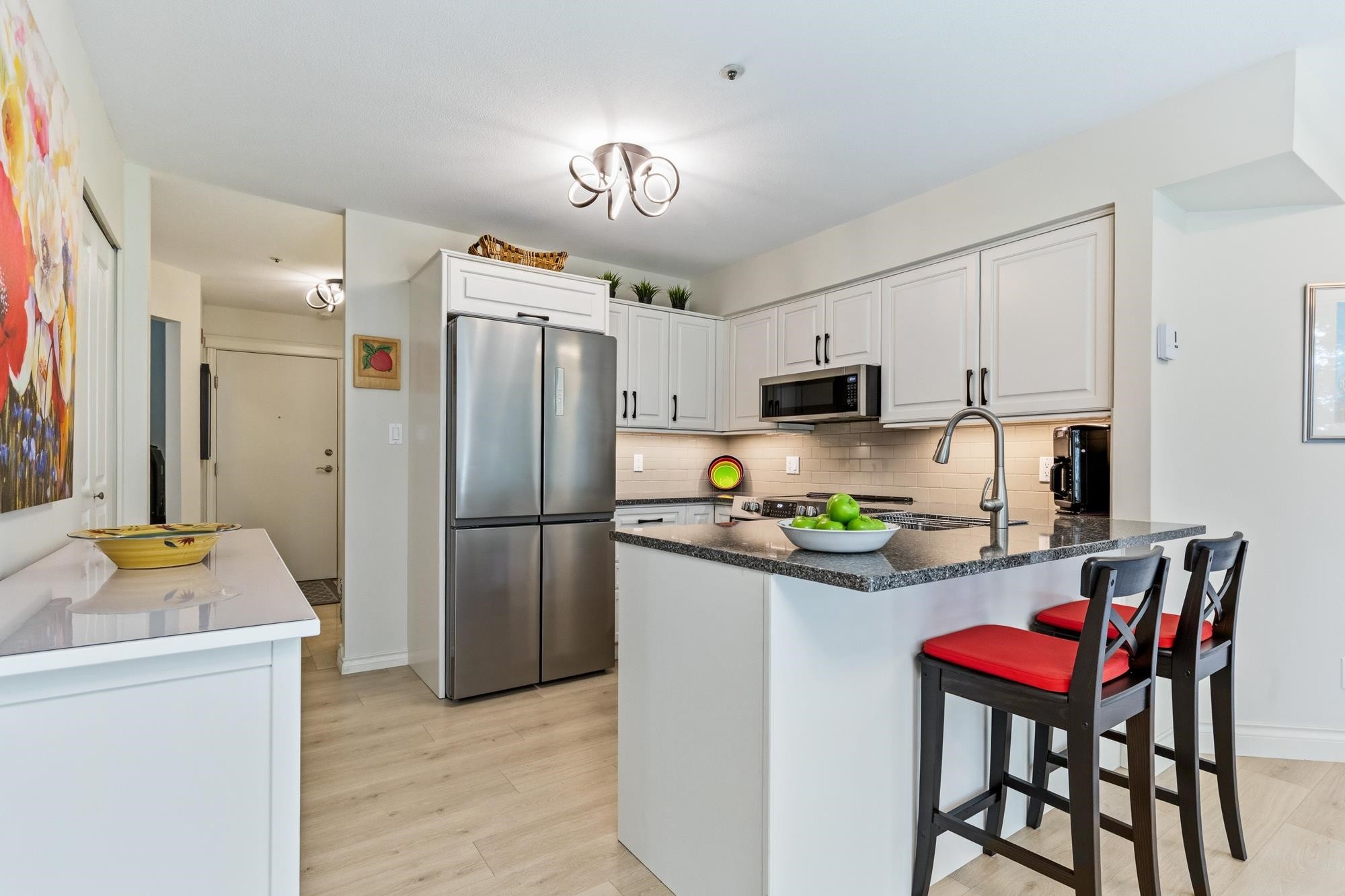 201-180 Ravine Drive, Port Moody, BC