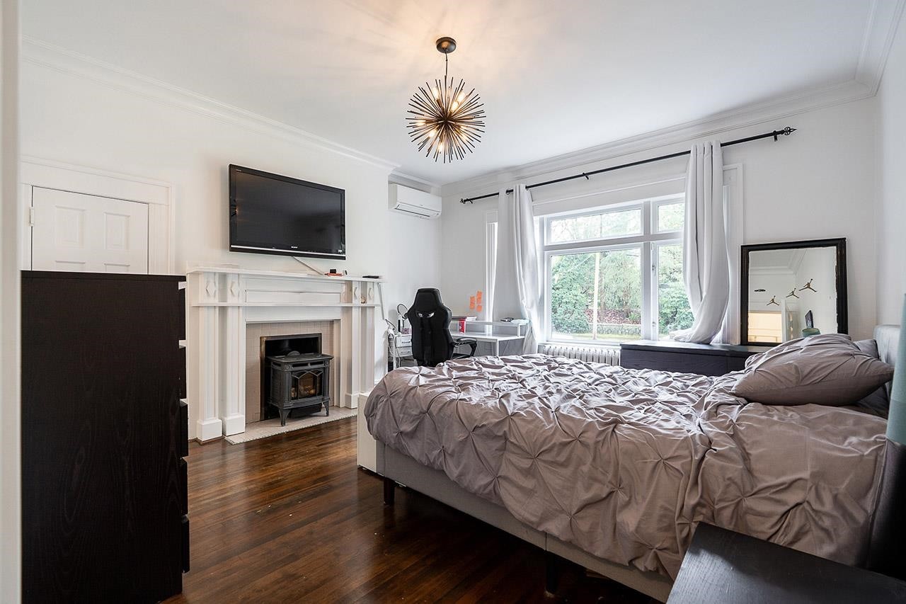1-1055 Wolfe Avenue, Vancouver, BC