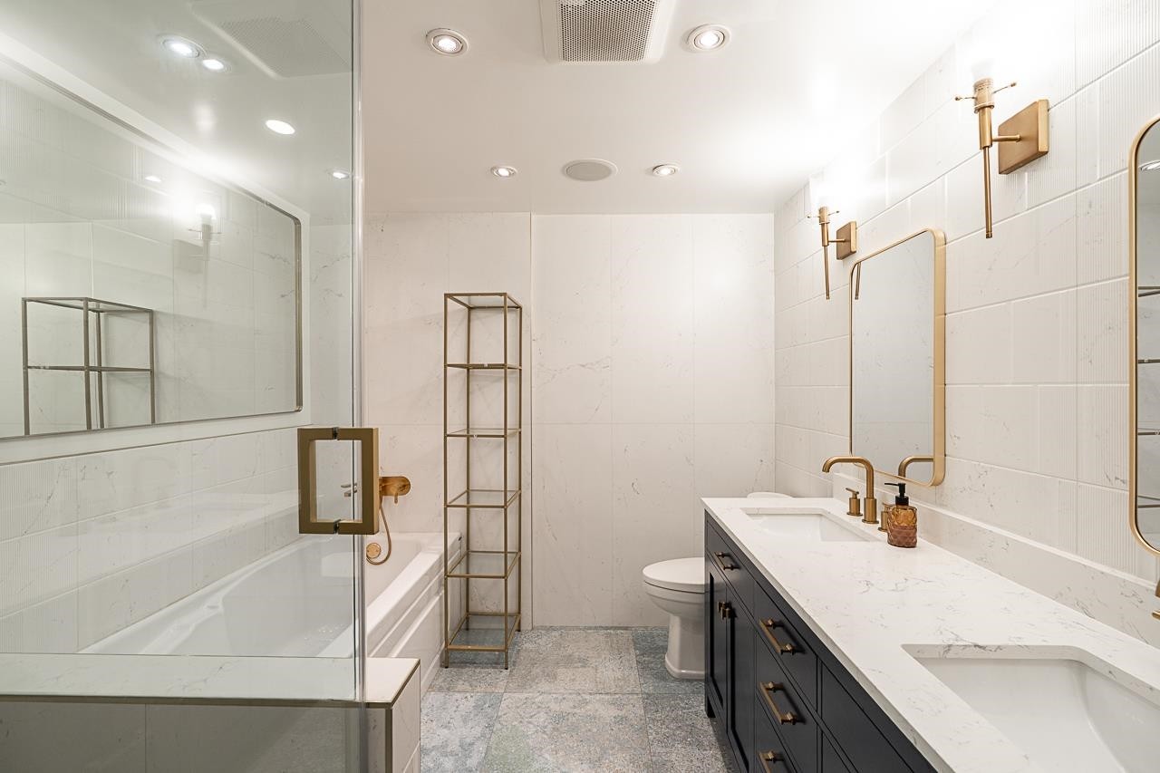 1-1055 Wolfe Avenue, Vancouver, BC