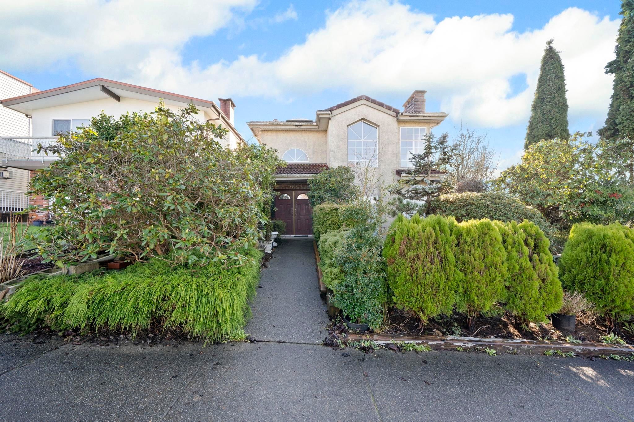 3206 25Th Avenue E, Vancouver, BC