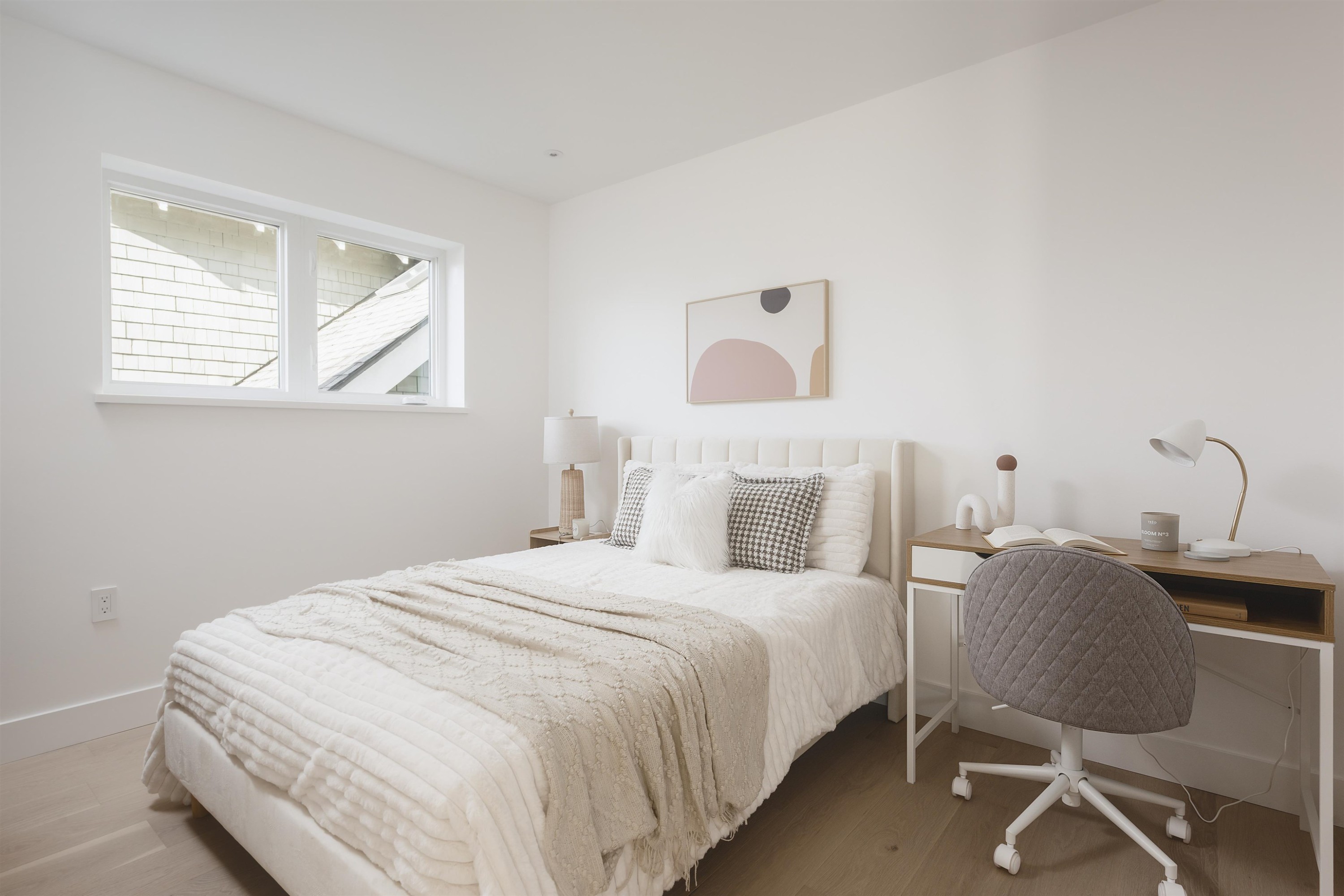 2-2130 2Nd Avenue E, Vancouver, BC