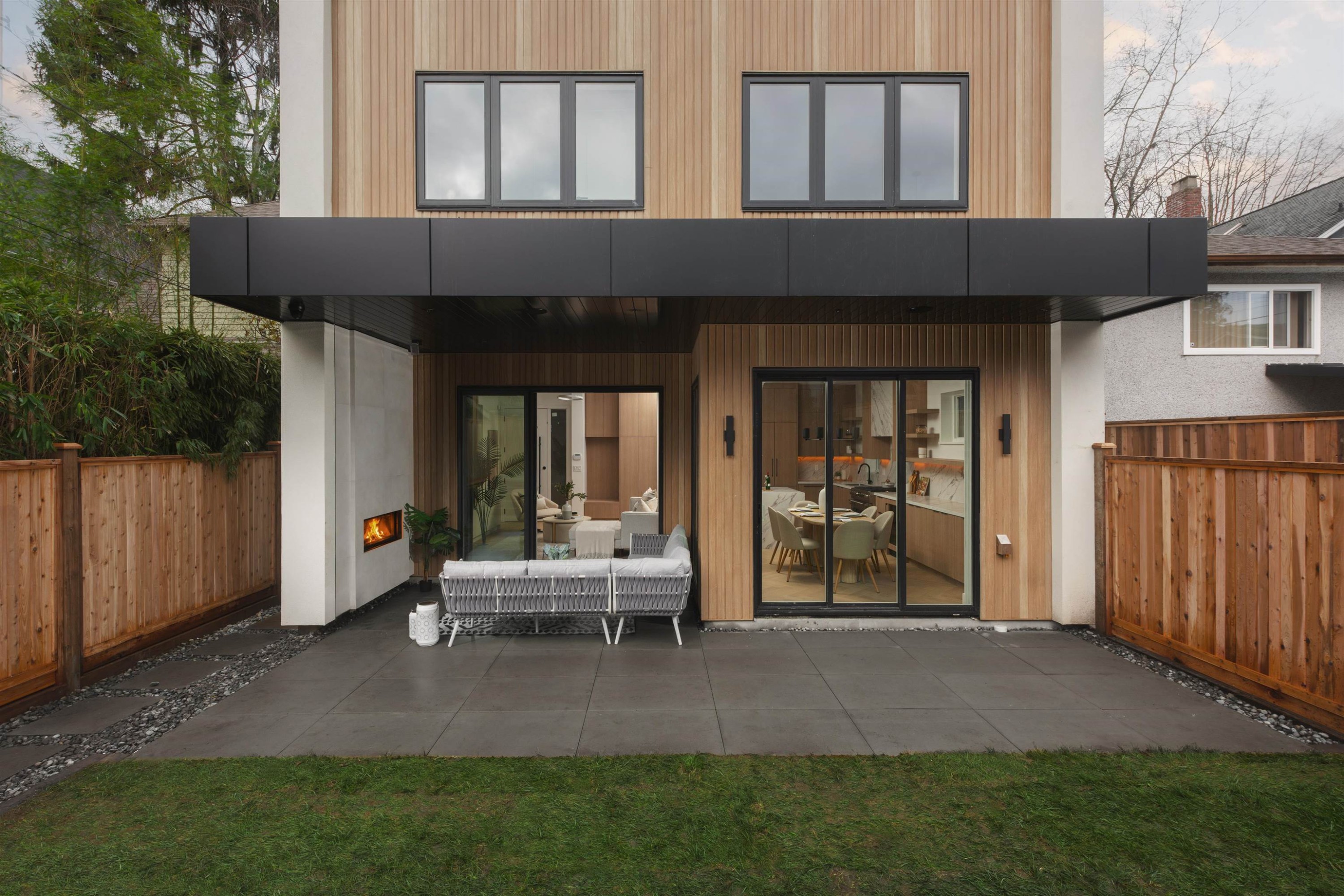 2-2130 2Nd Avenue E, Vancouver, BC