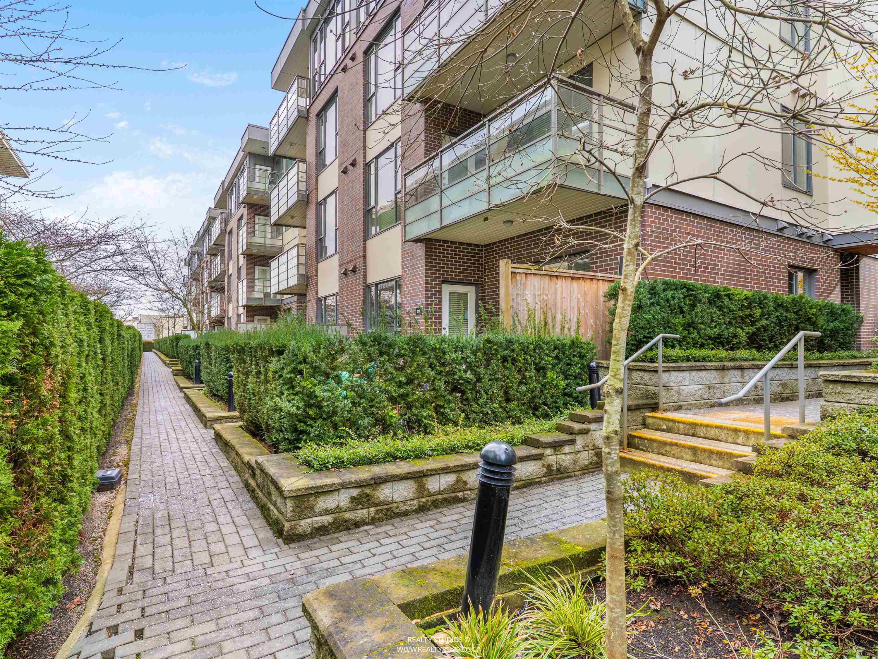 120-5355 Lane Street, Burnaby, BC