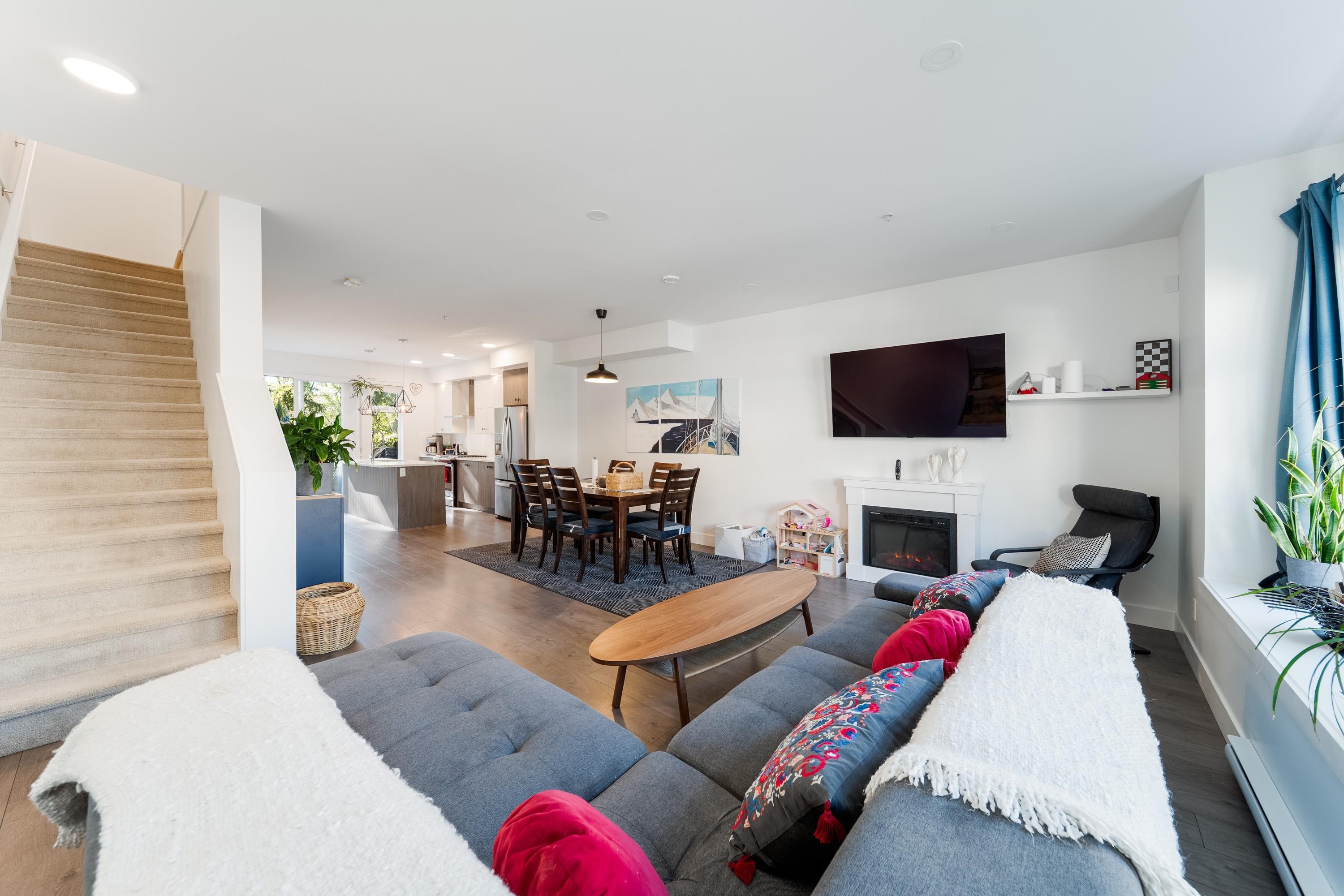 66-24108 104 Avenue, Maple Ridge, BC