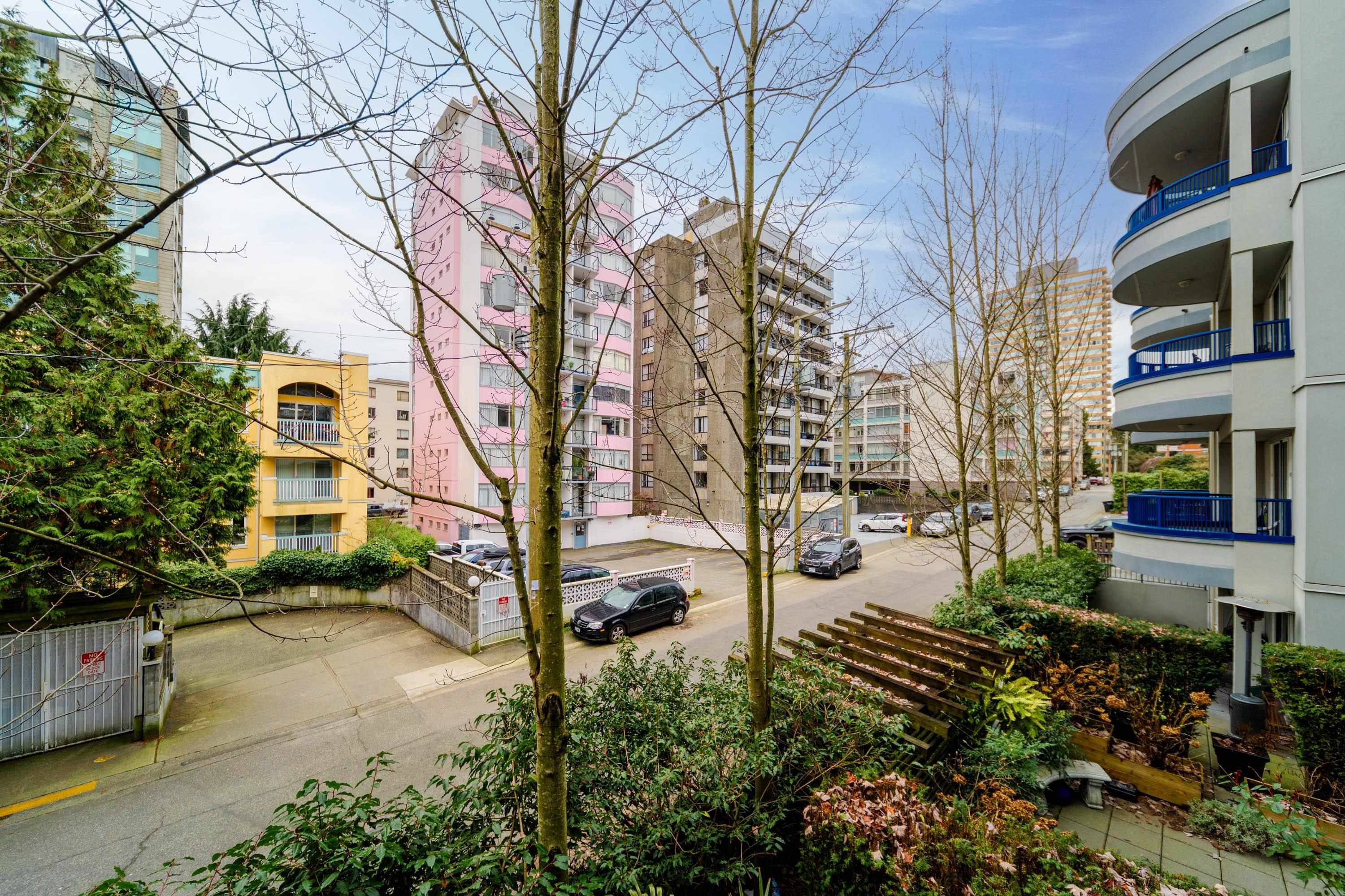 212-1924 Comox Street, Vancouver, BC