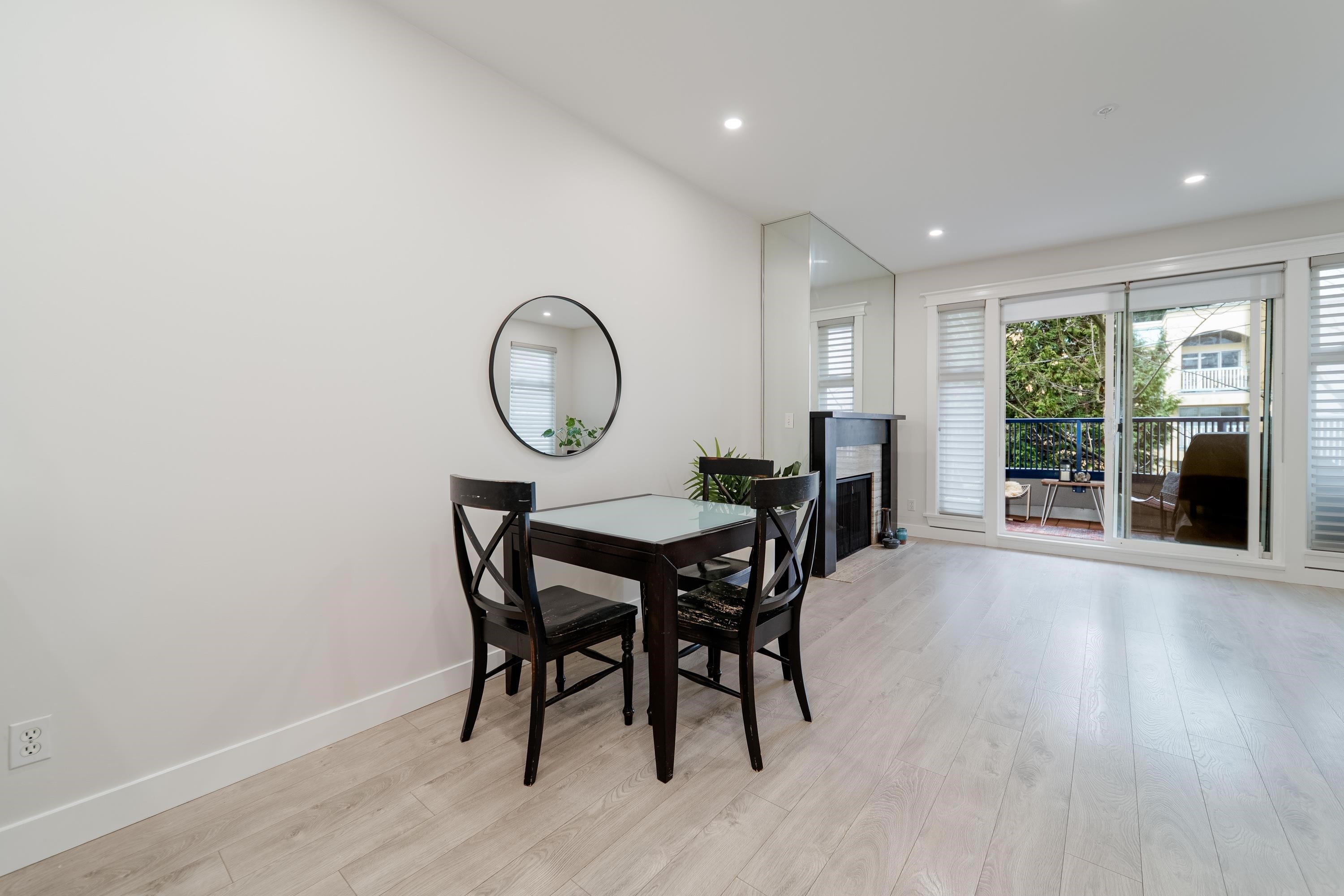 212-1924 Comox Street, Vancouver, BC