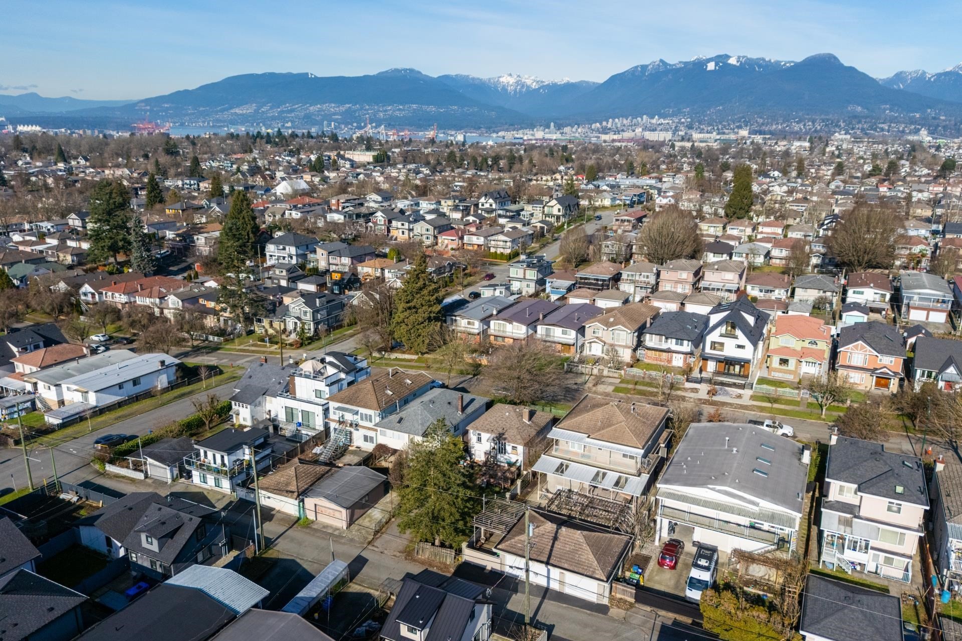 2728 7Th Avenue E, Vancouver, BC