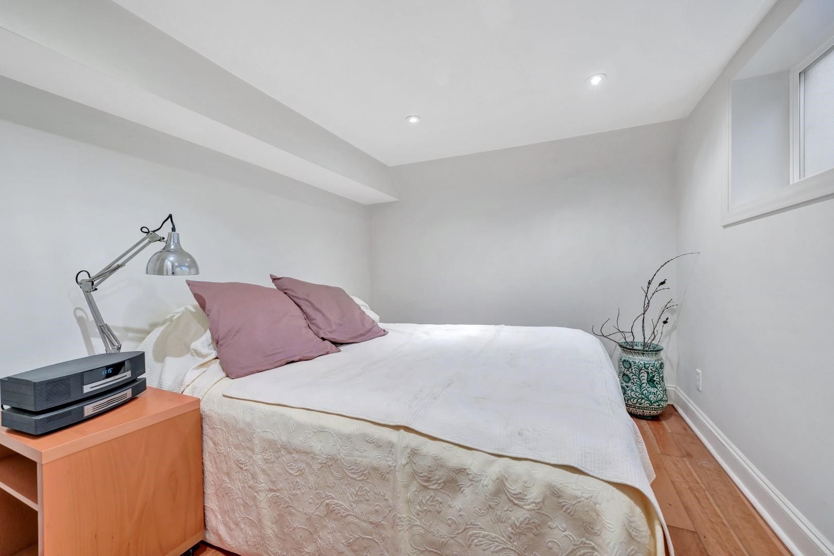 2303 3Rd Avenue W, Vancouver, BC