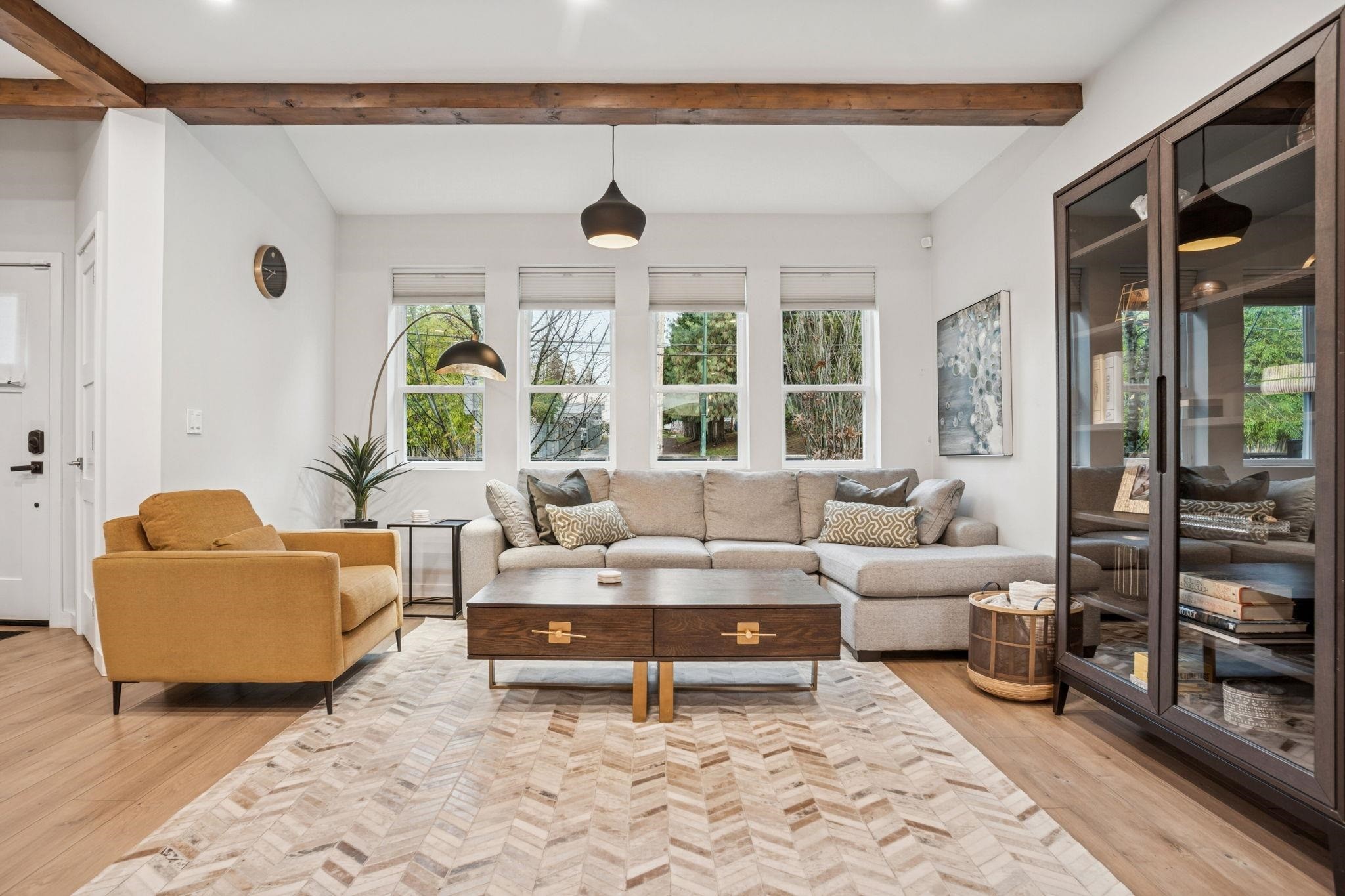 933 Mclean Drive, Vancouver, BC