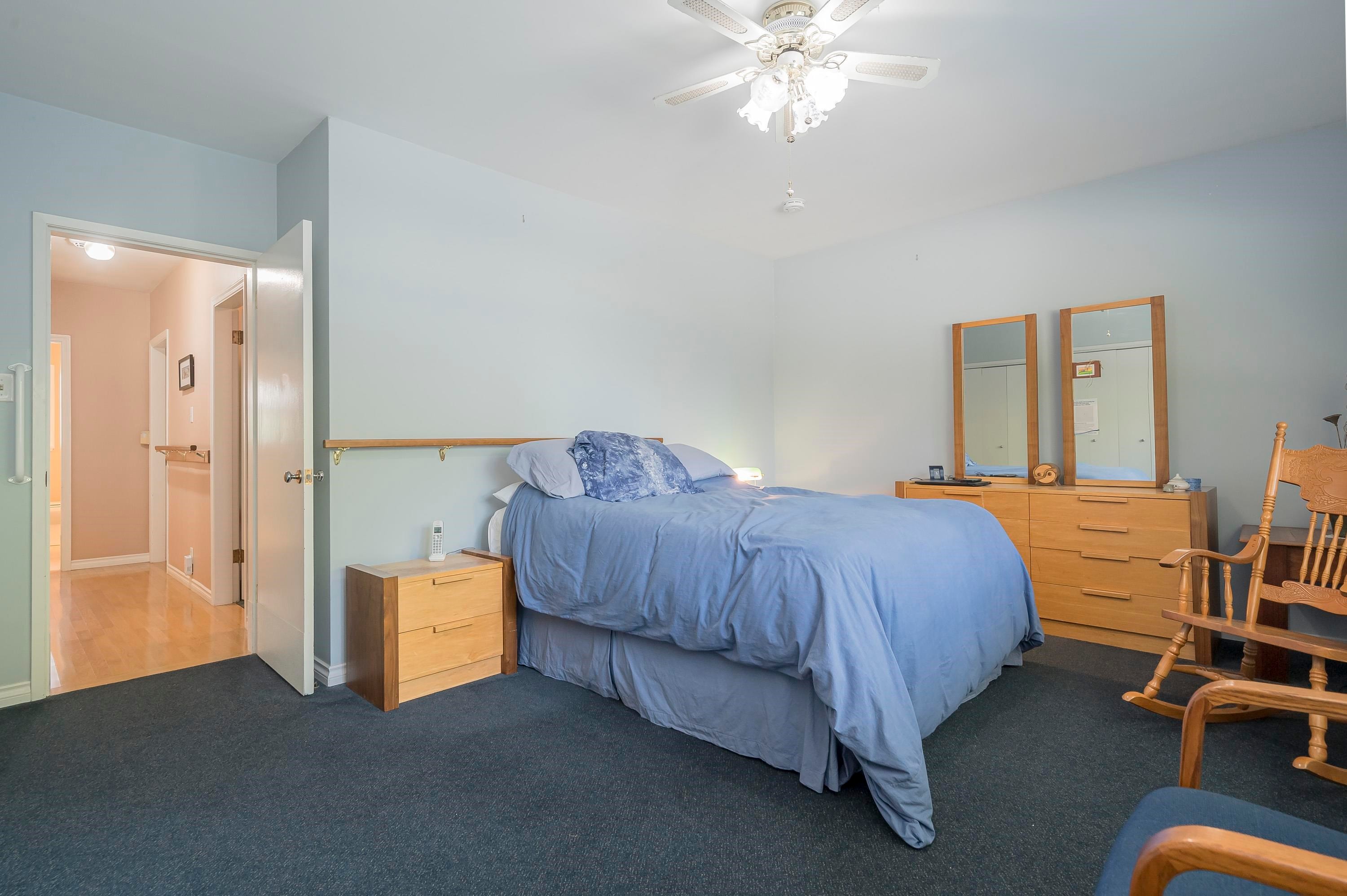 541 Cochrane Avenue, Coquitlam, BC