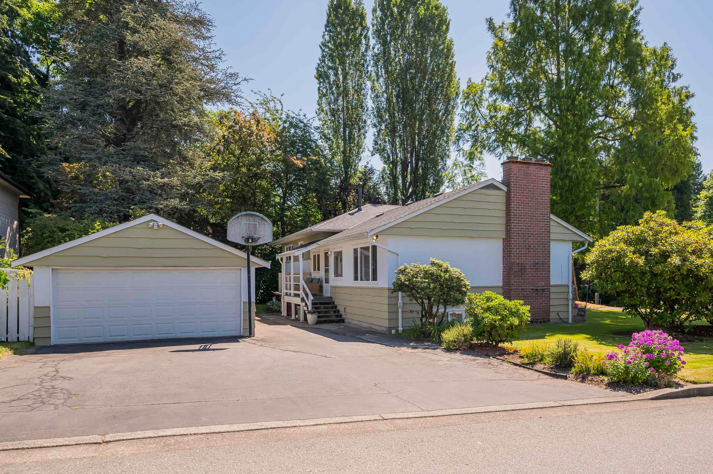 541 Cochrane Avenue, Coquitlam, BC