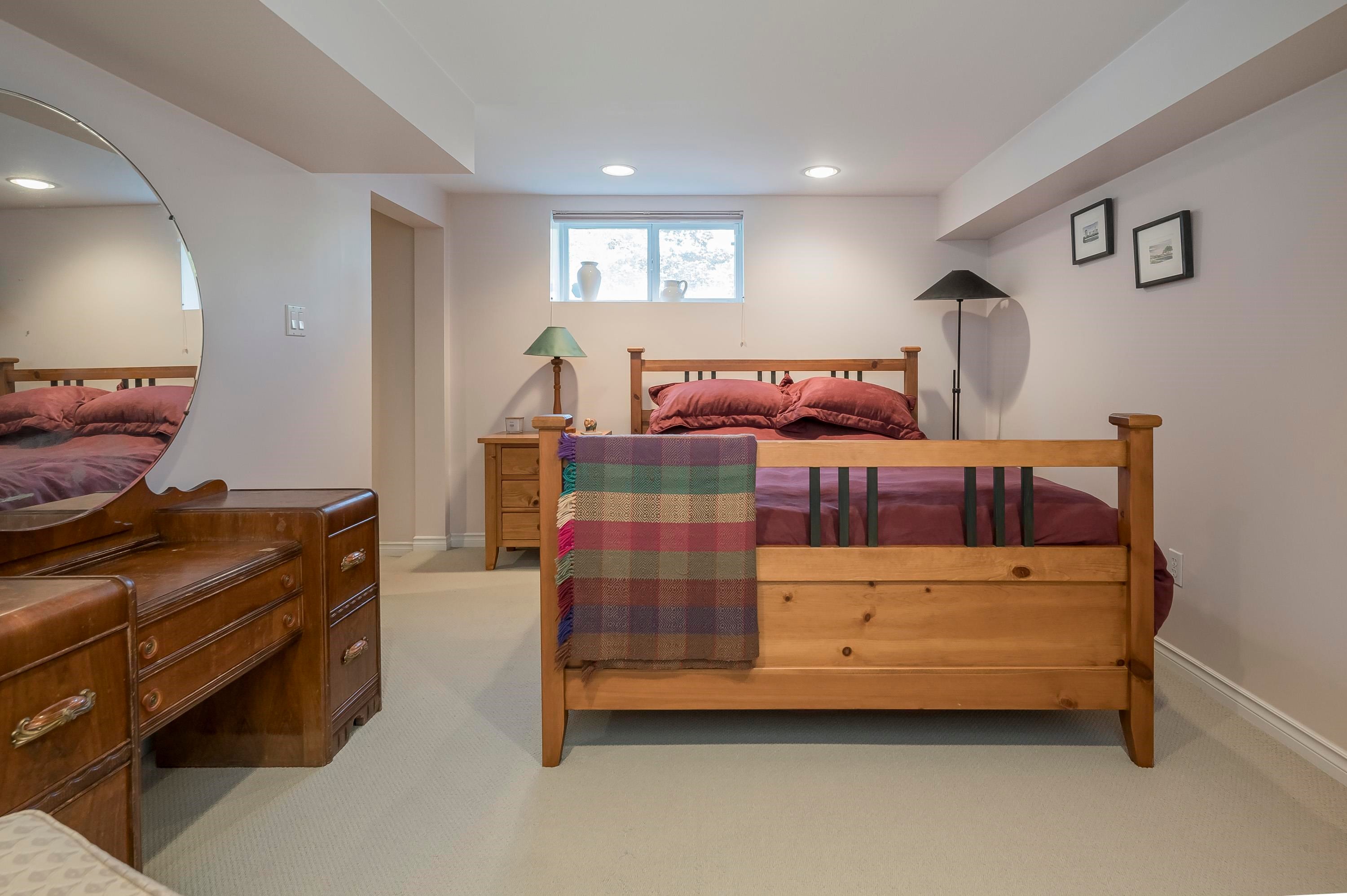 541 Cochrane Avenue, Coquitlam, BC