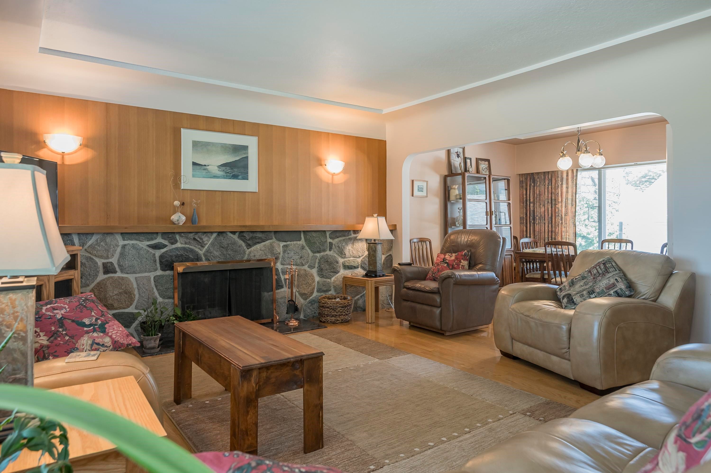 541 Cochrane Avenue, Coquitlam, BC