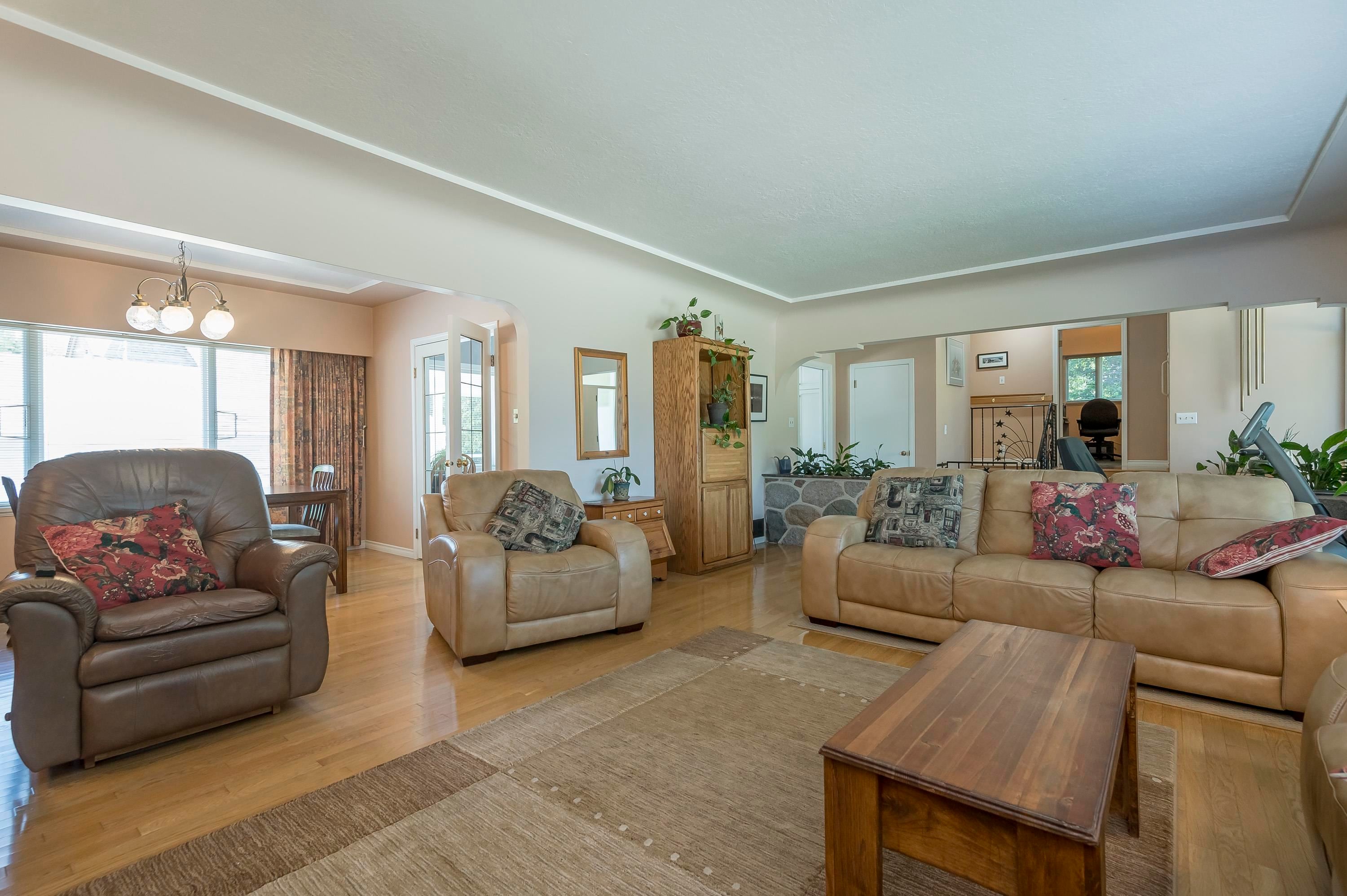 541 Cochrane Avenue, Coquitlam, BC