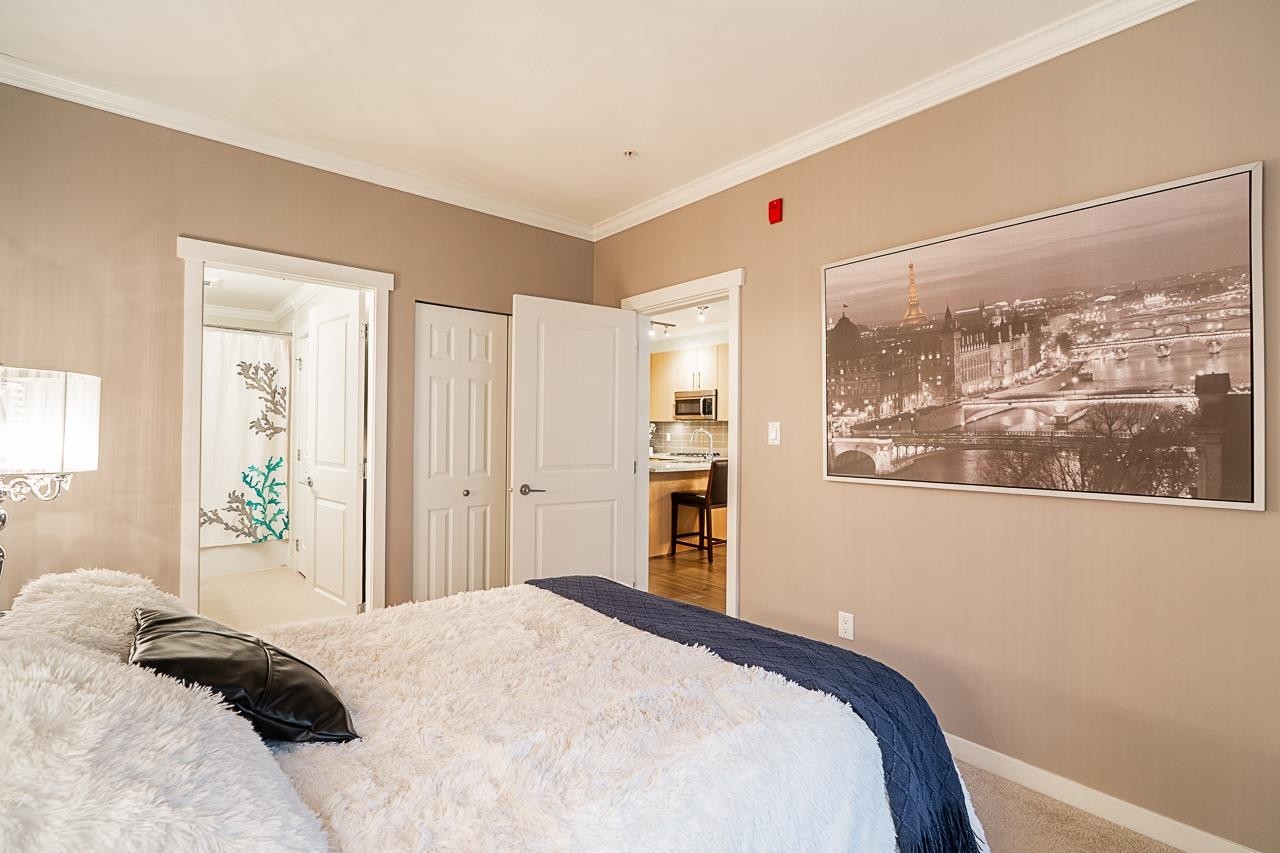 403-139 22Nd Street W, North Vancouver, BC