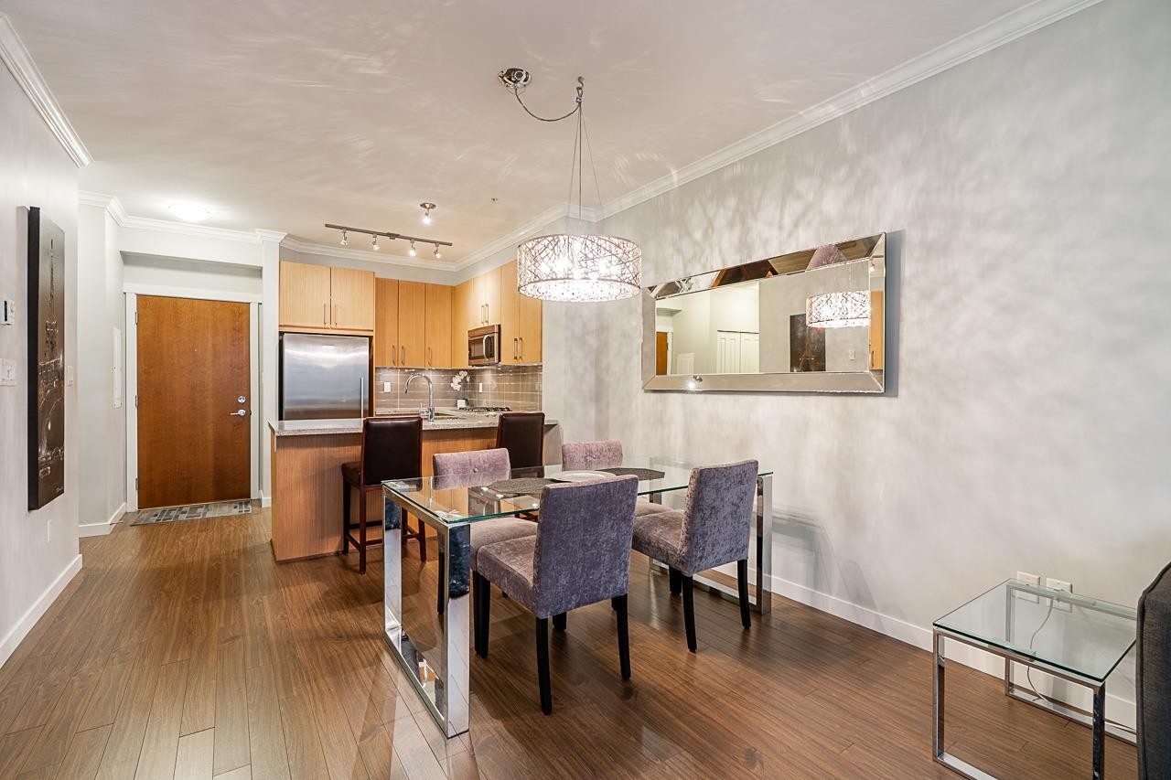 403-139 22Nd Street W, North Vancouver, BC