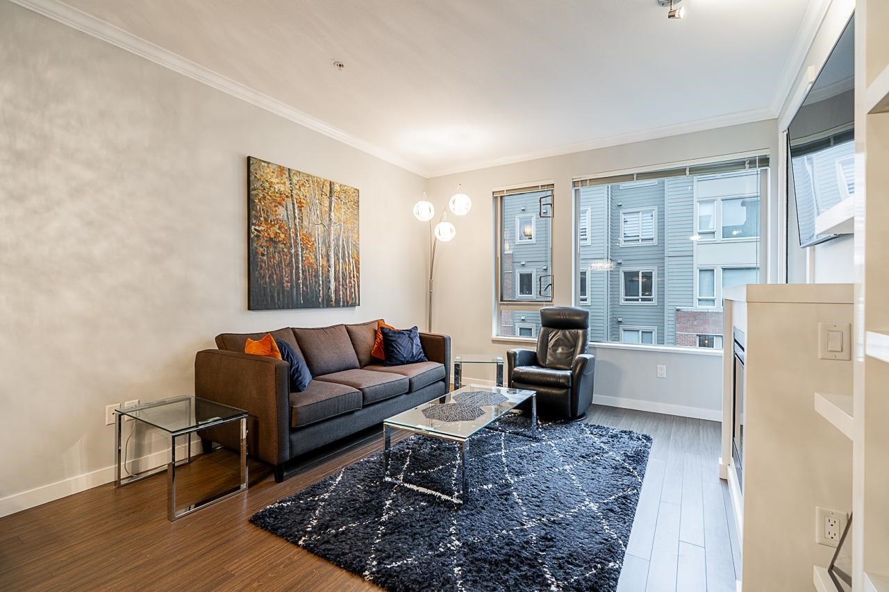 403-139 22Nd Street W, North Vancouver, BC