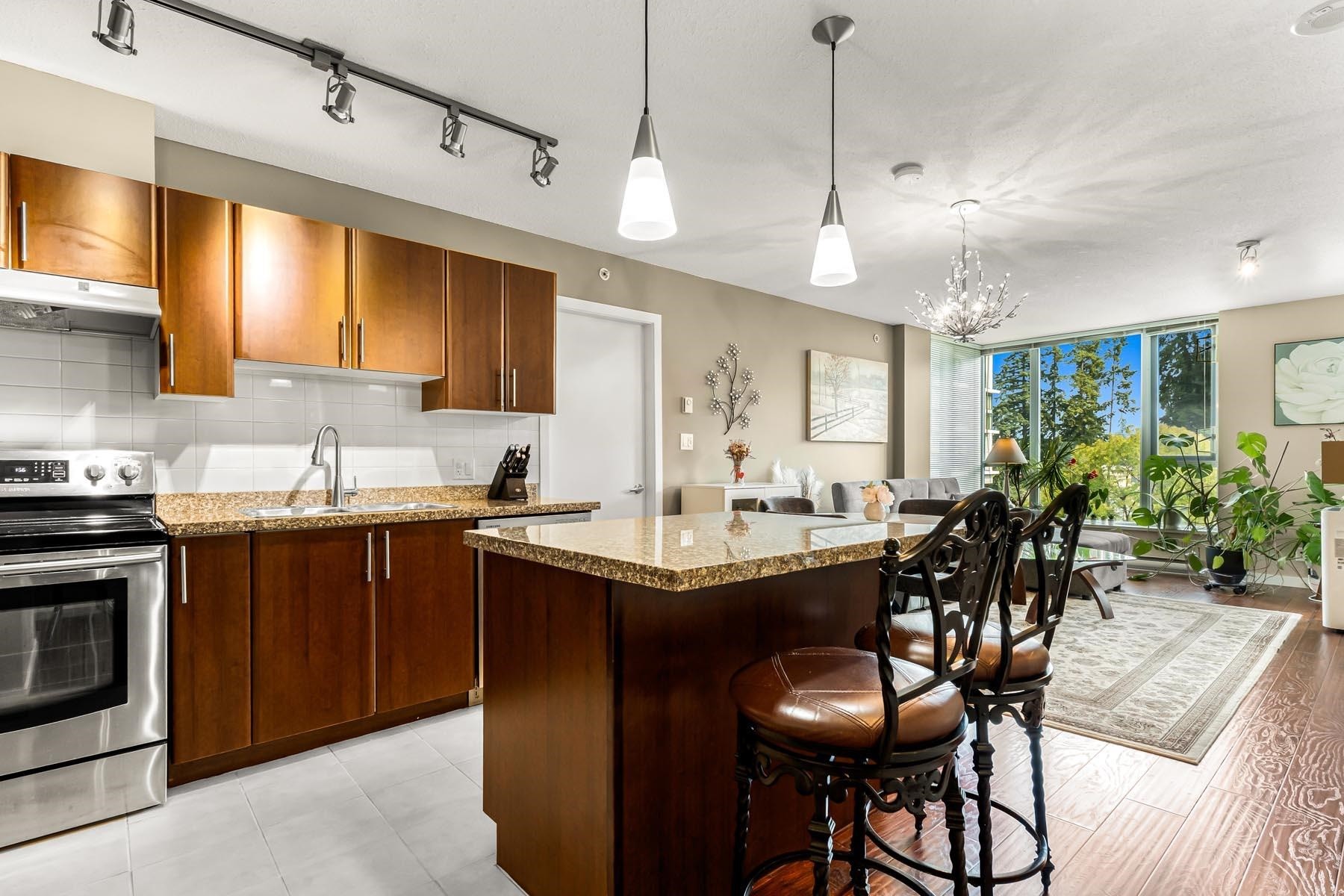 602-1178 Heffley Crescent, Coquitlam, BC