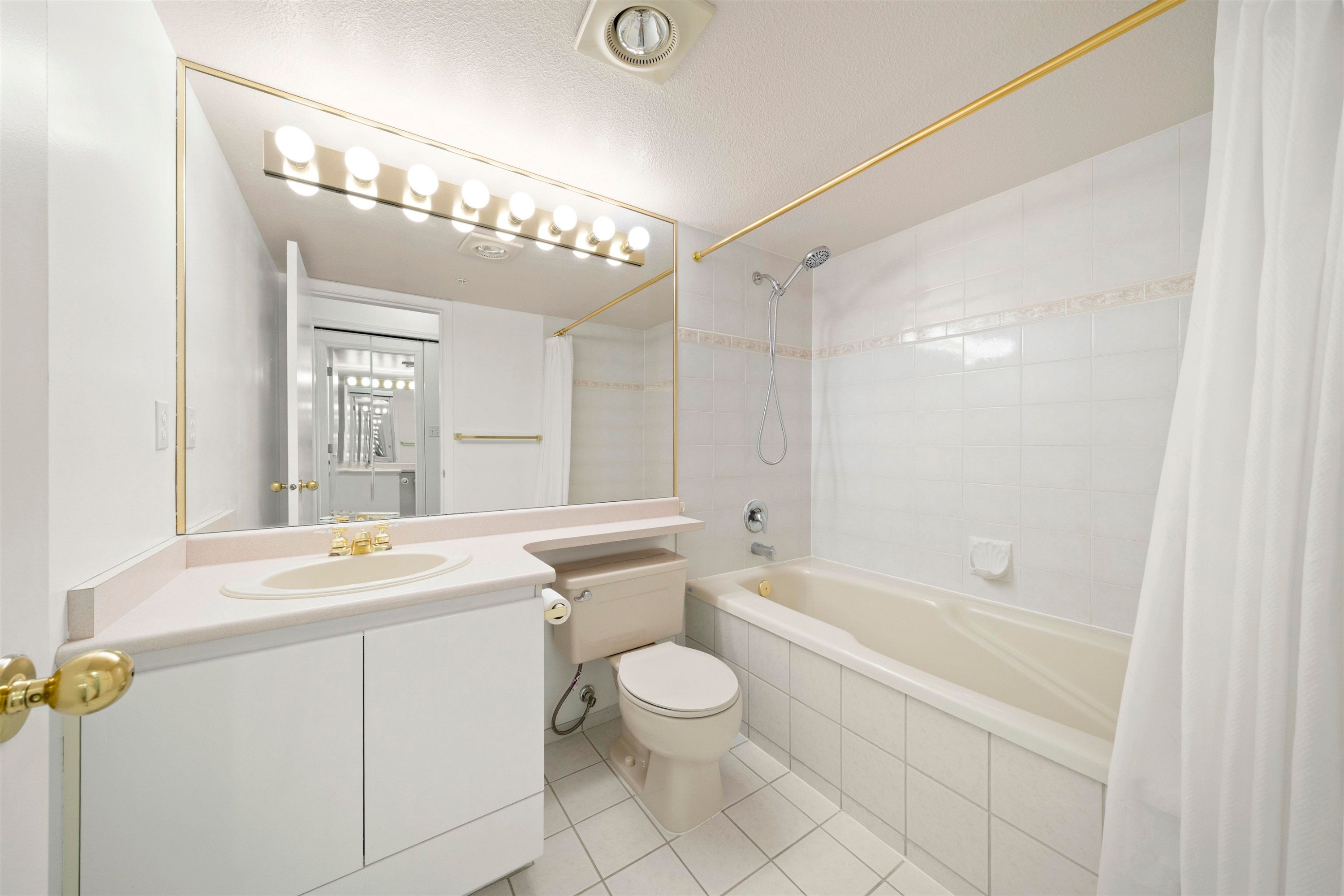 608-1190 Pipeline Road, Coquitlam, BC