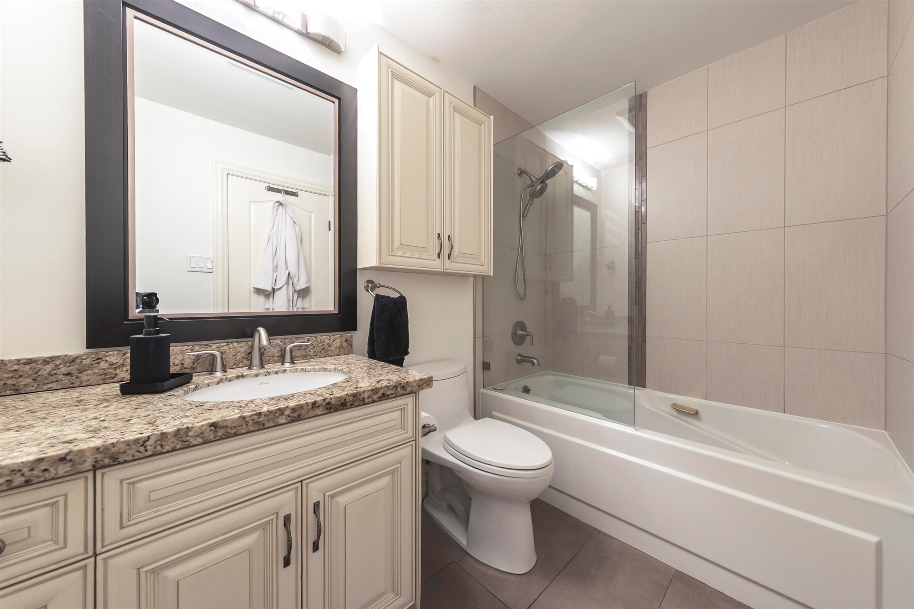 1105-6888 Station Hill Drive, Burnaby, BC