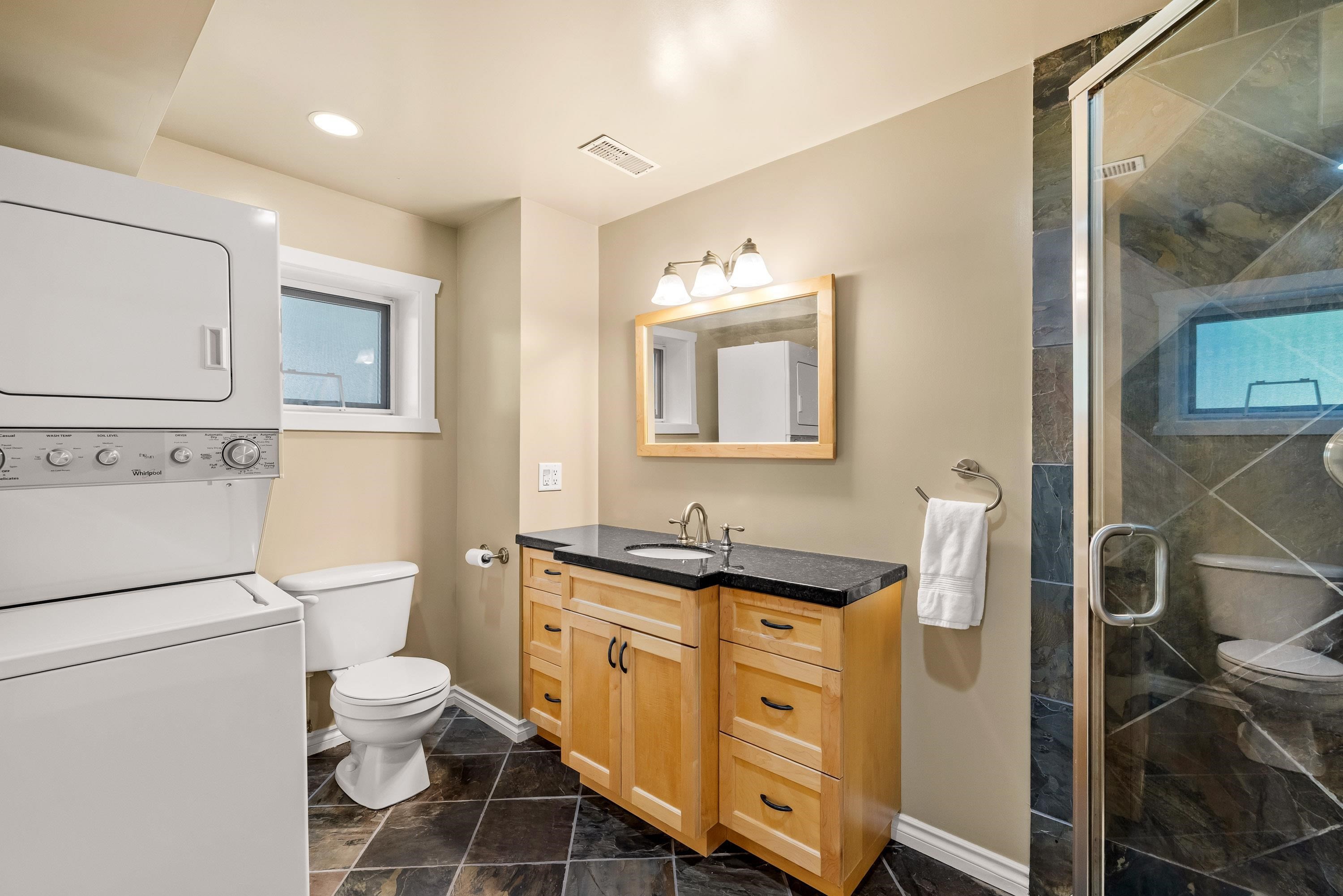 525 Appian Way, Coquitlam, BC