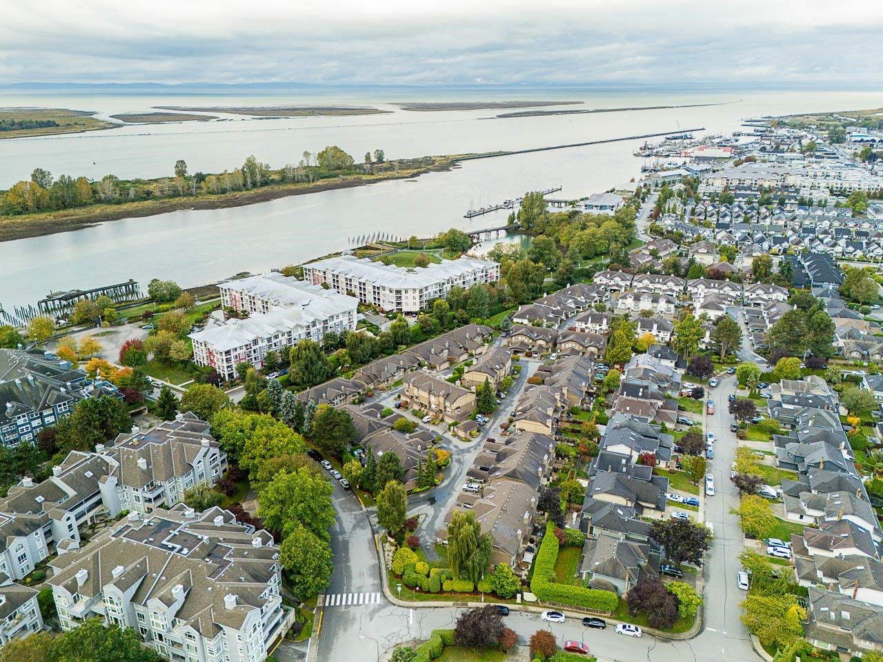 39-12880 Railway Avenue, Richmond, BC