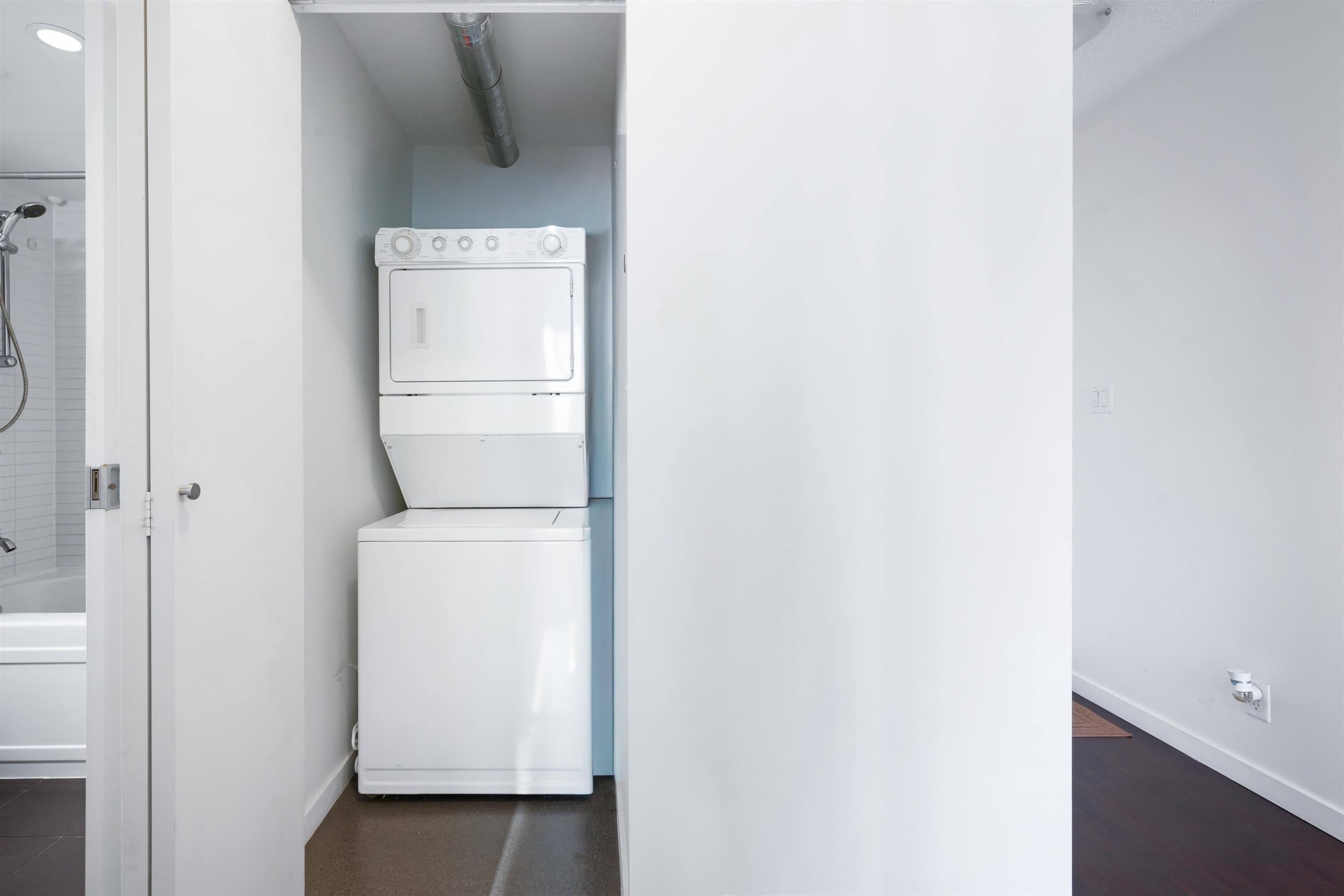 1207-602 Citadel Parade, Vancouver, BC