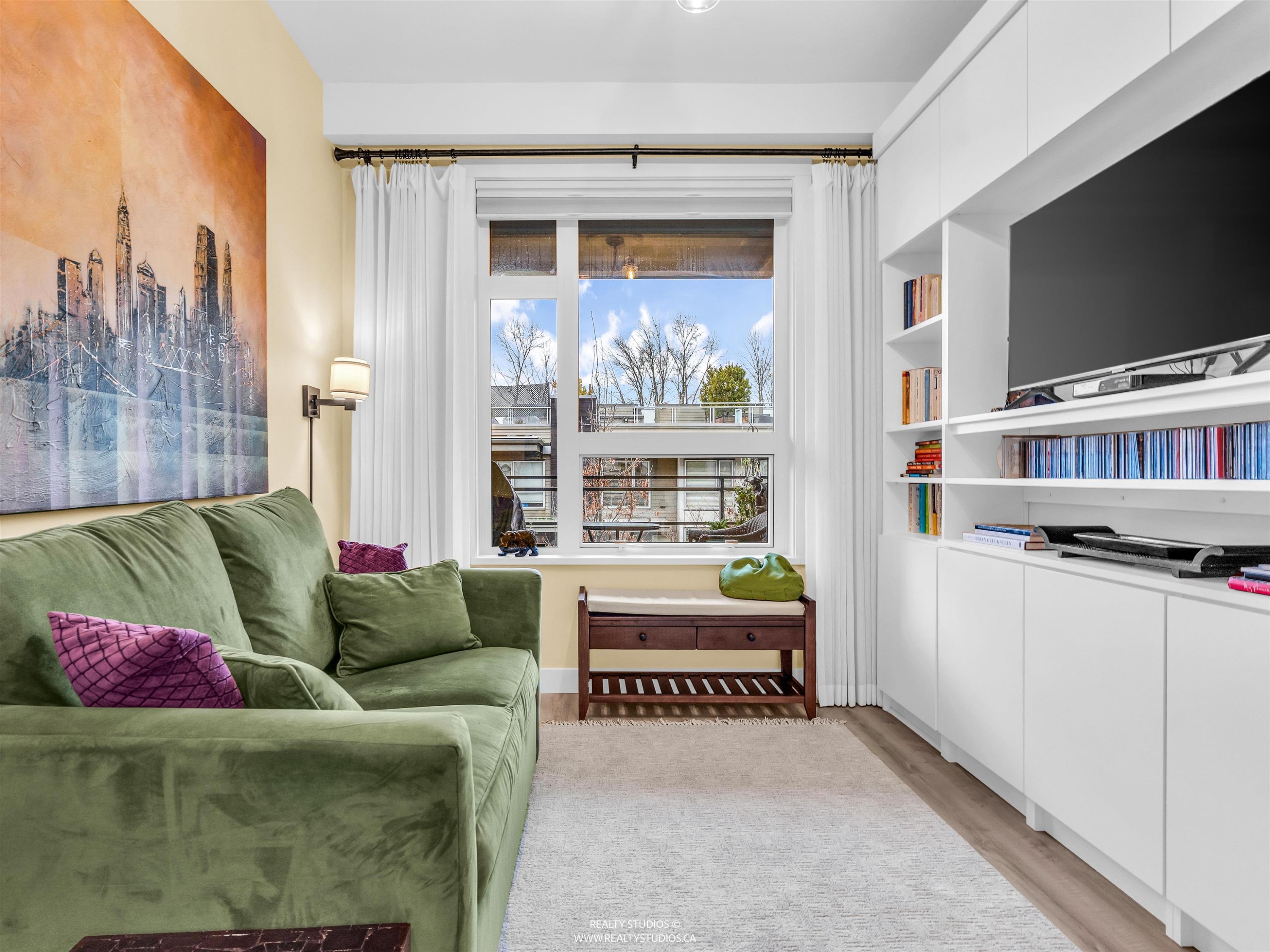 206-715 15Th Street W, North Vancouver, BC