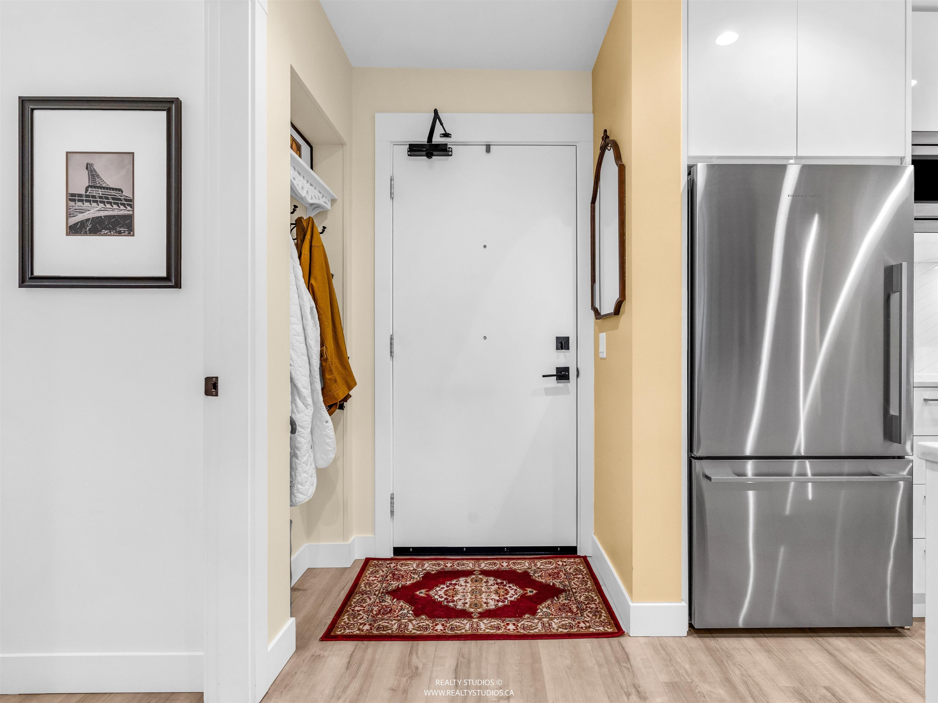 206-715 15Th Street W, North Vancouver, BC