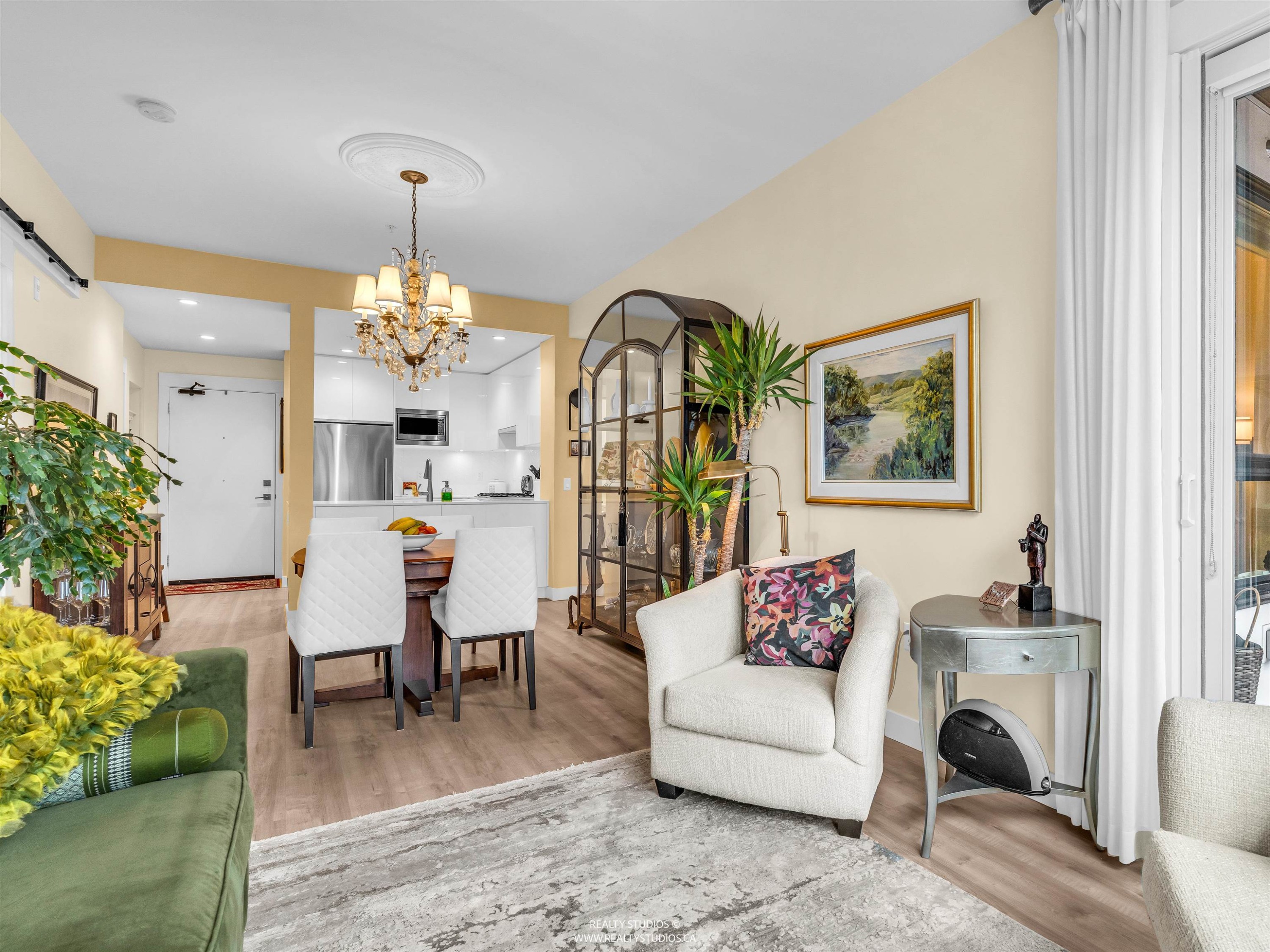 206-715 15Th Street W, North Vancouver, BC