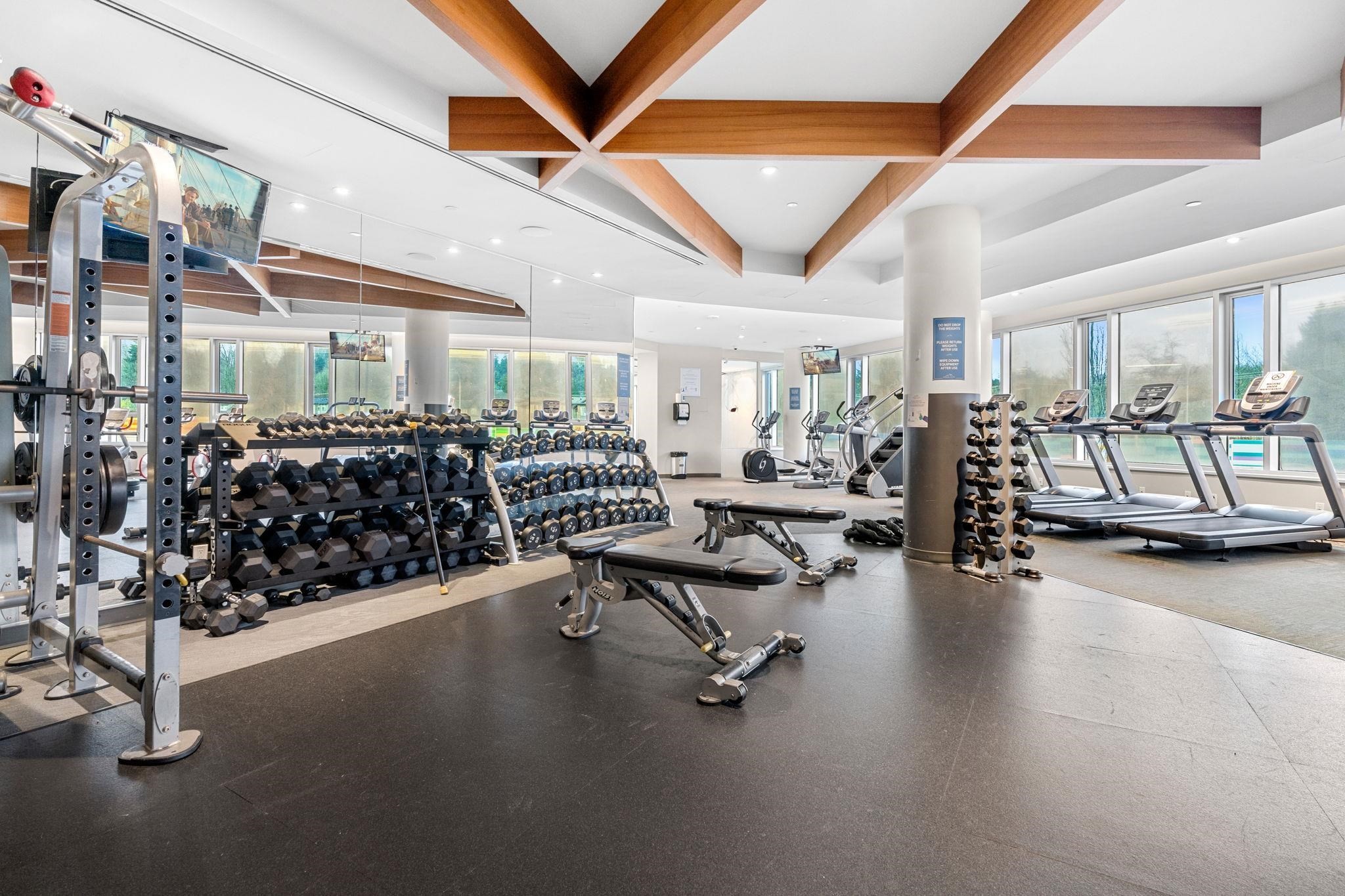 2202-1550 Fern Street, North Vancouver, BC