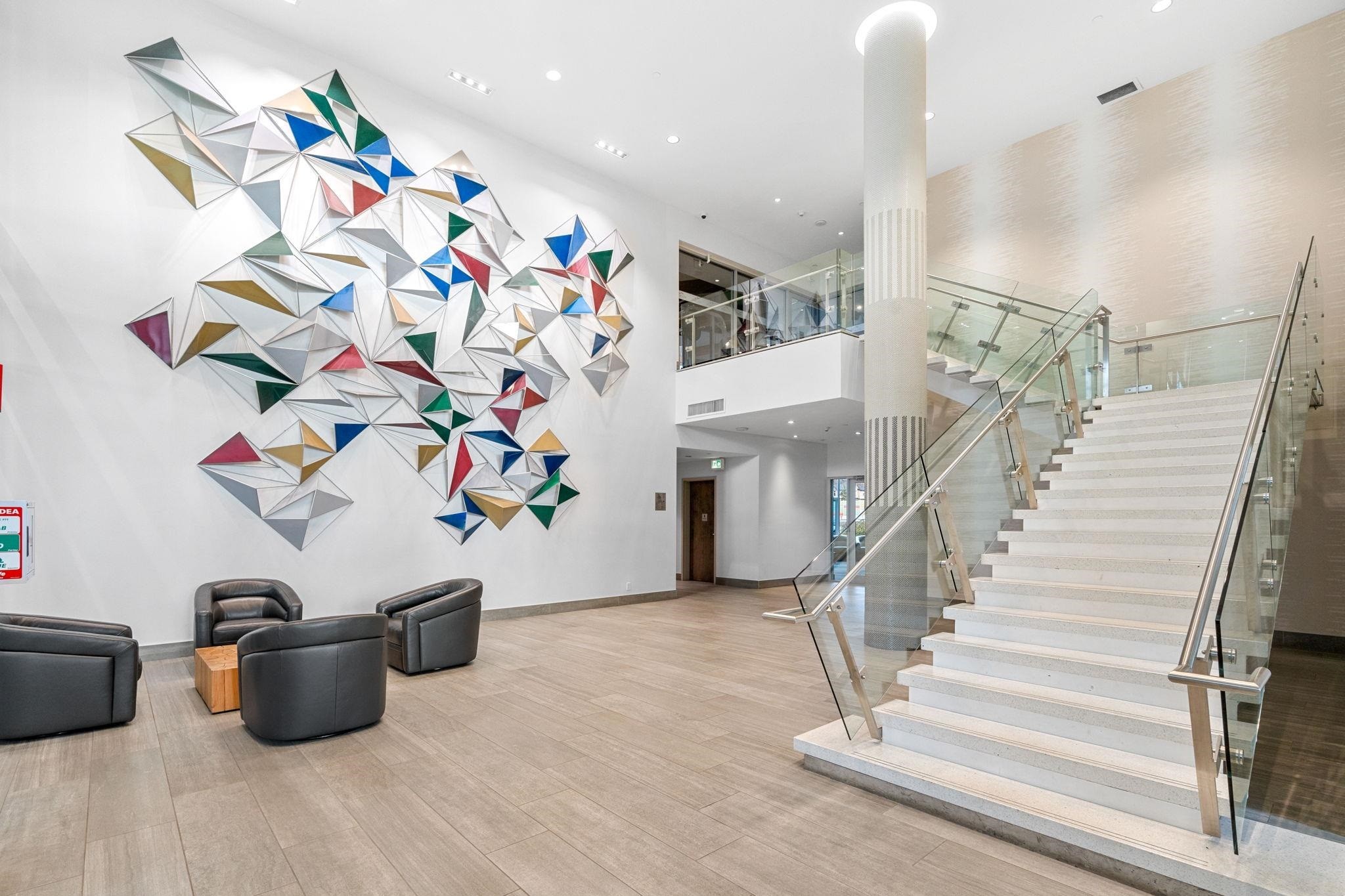 2202-1550 Fern Street, North Vancouver, BC