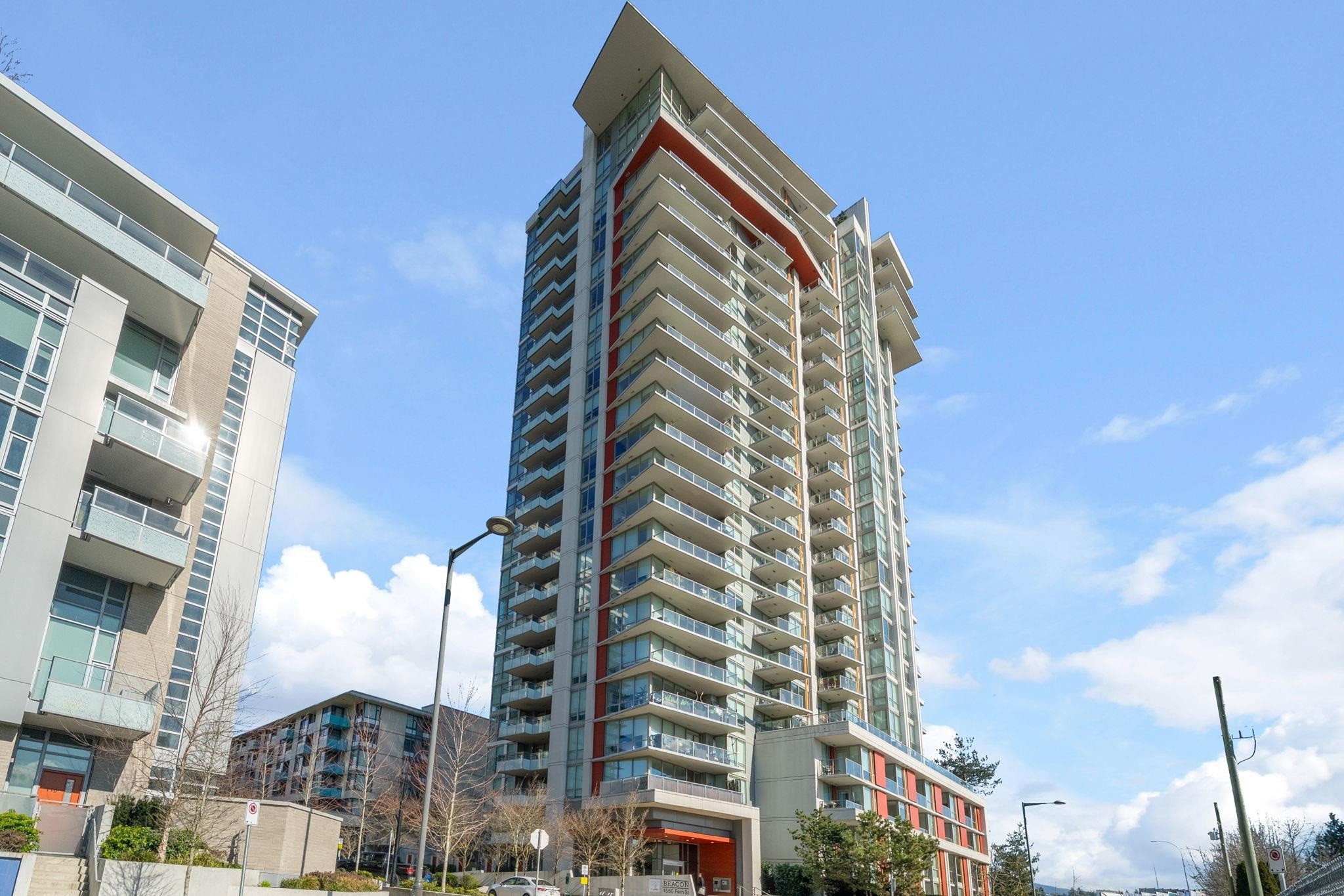 2202-1550 Fern Street, North Vancouver, BC