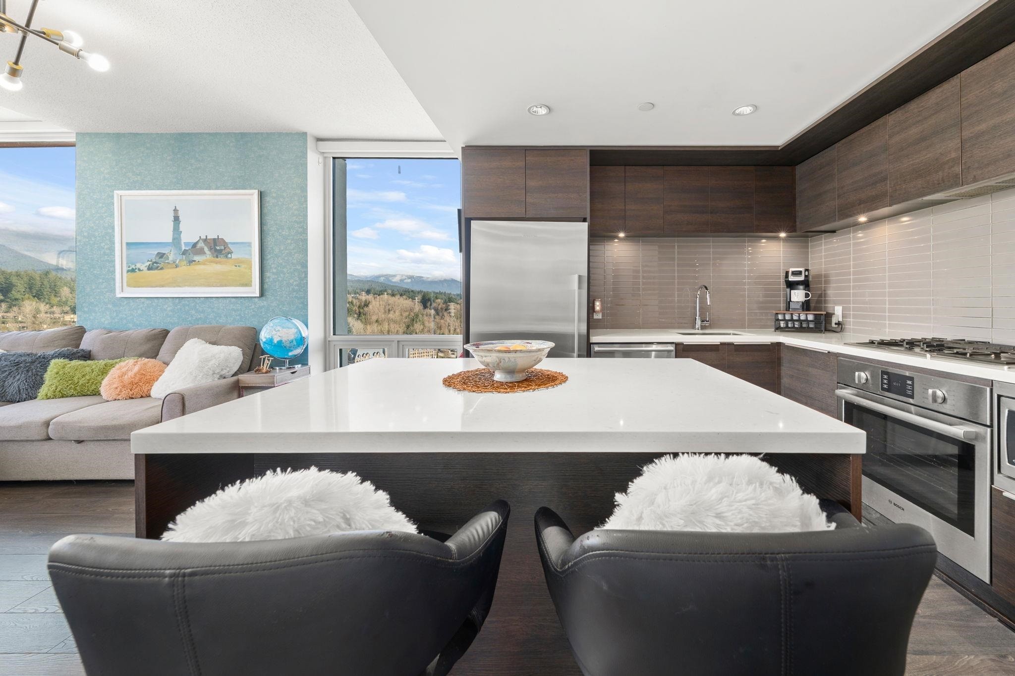 2202-1550 Fern Street, North Vancouver, BC