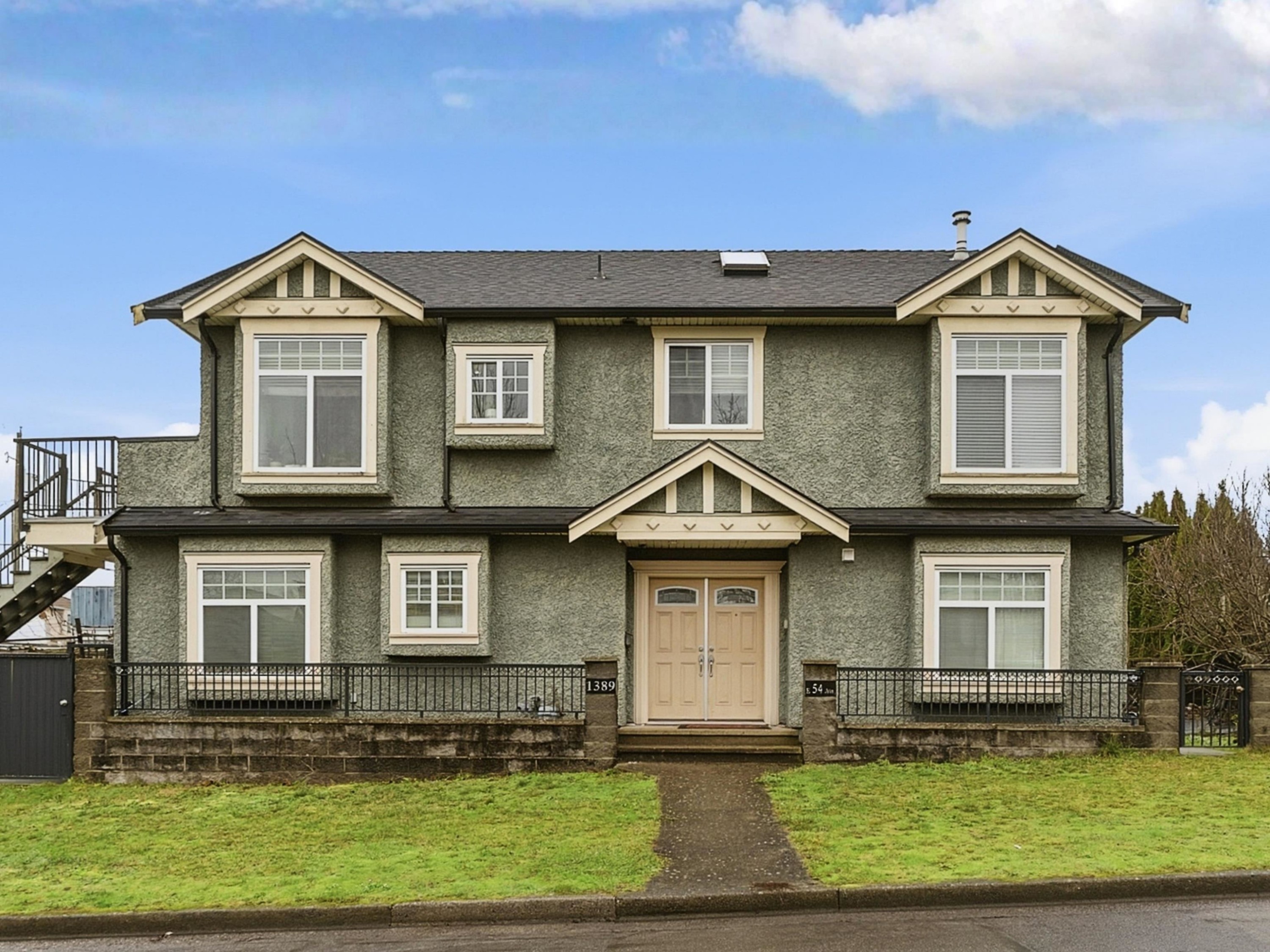 1389 54Th Avenue E, Vancouver, BC