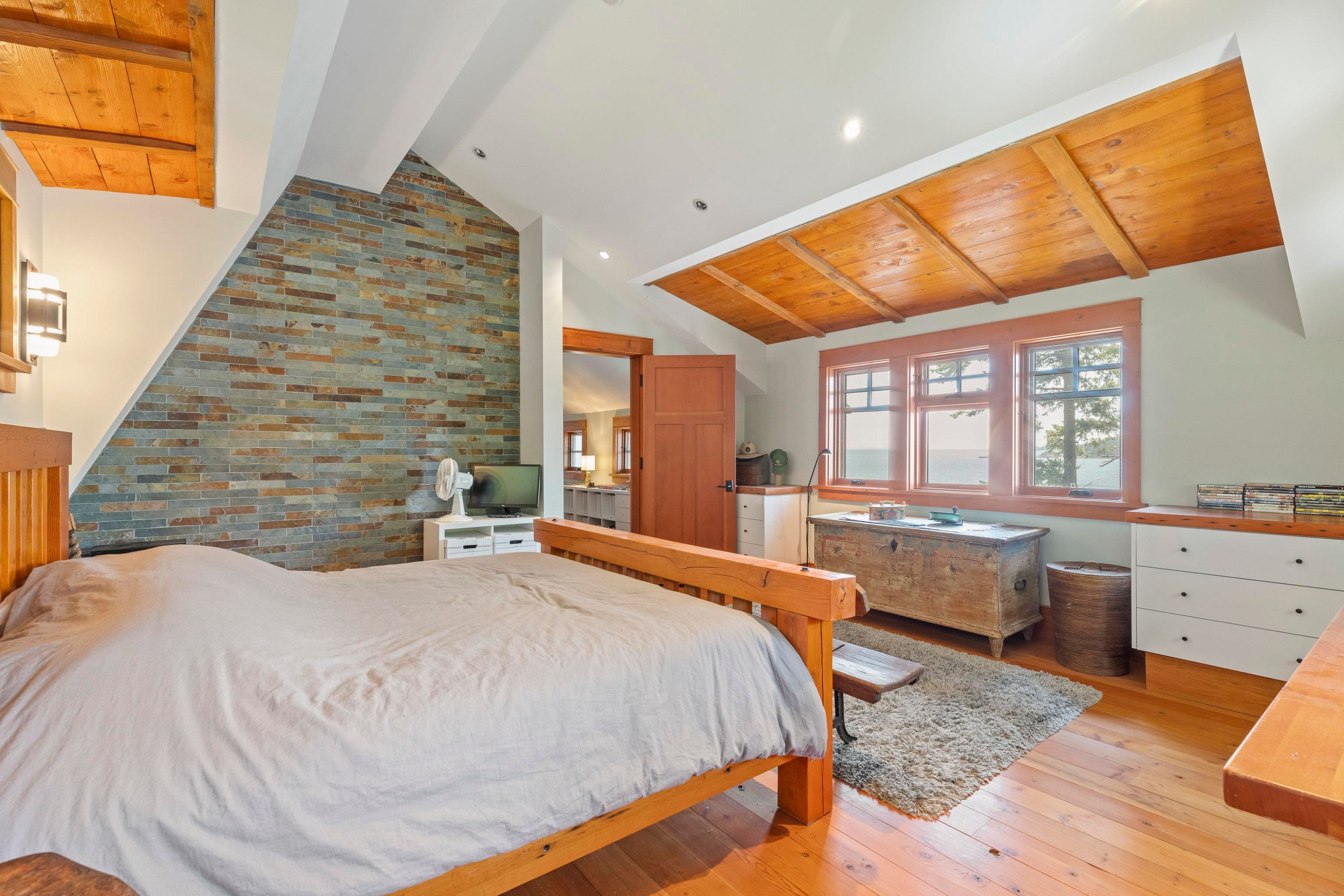 329 Esplanade Road, Keats Island, BC