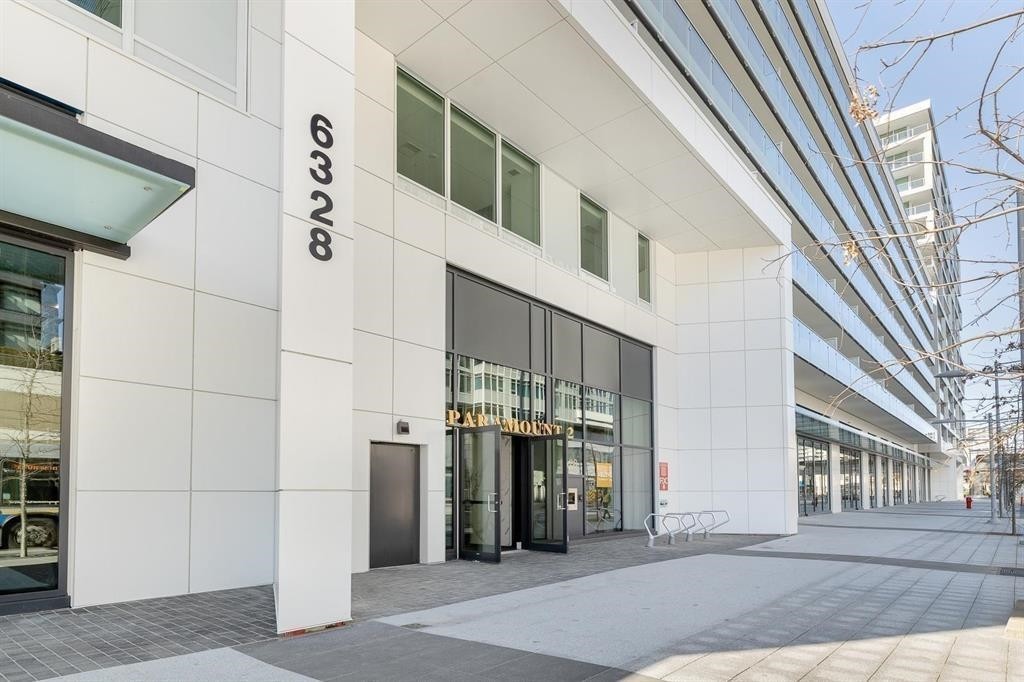 854-6328 No.3 Road, Richmond, BC