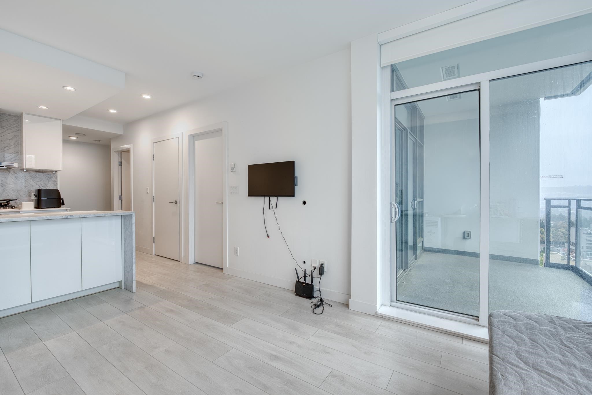 1711-6098 Station Street, Burnaby, BC