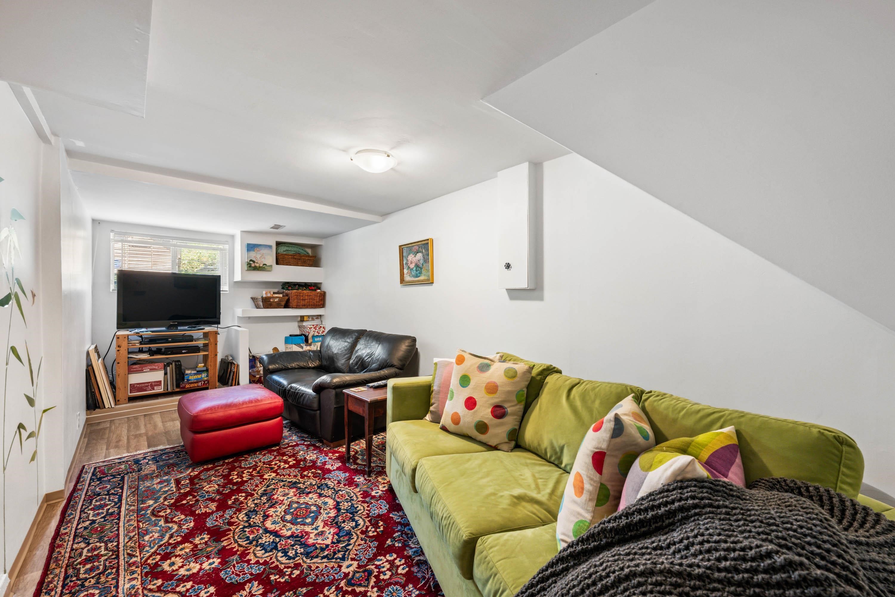 935 Stardale Avenue, Coquitlam, BC