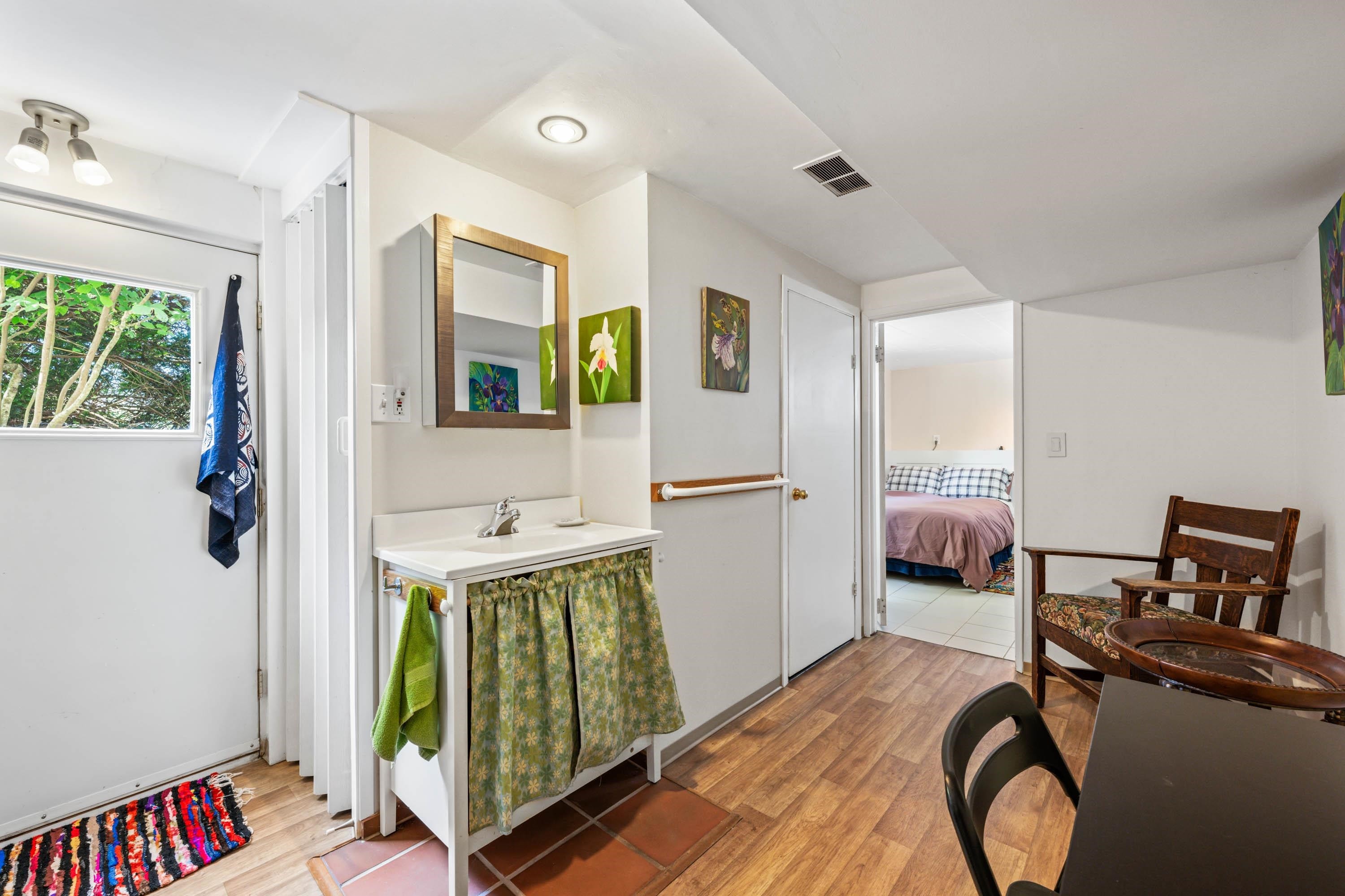 935 Stardale Avenue, Coquitlam, BC