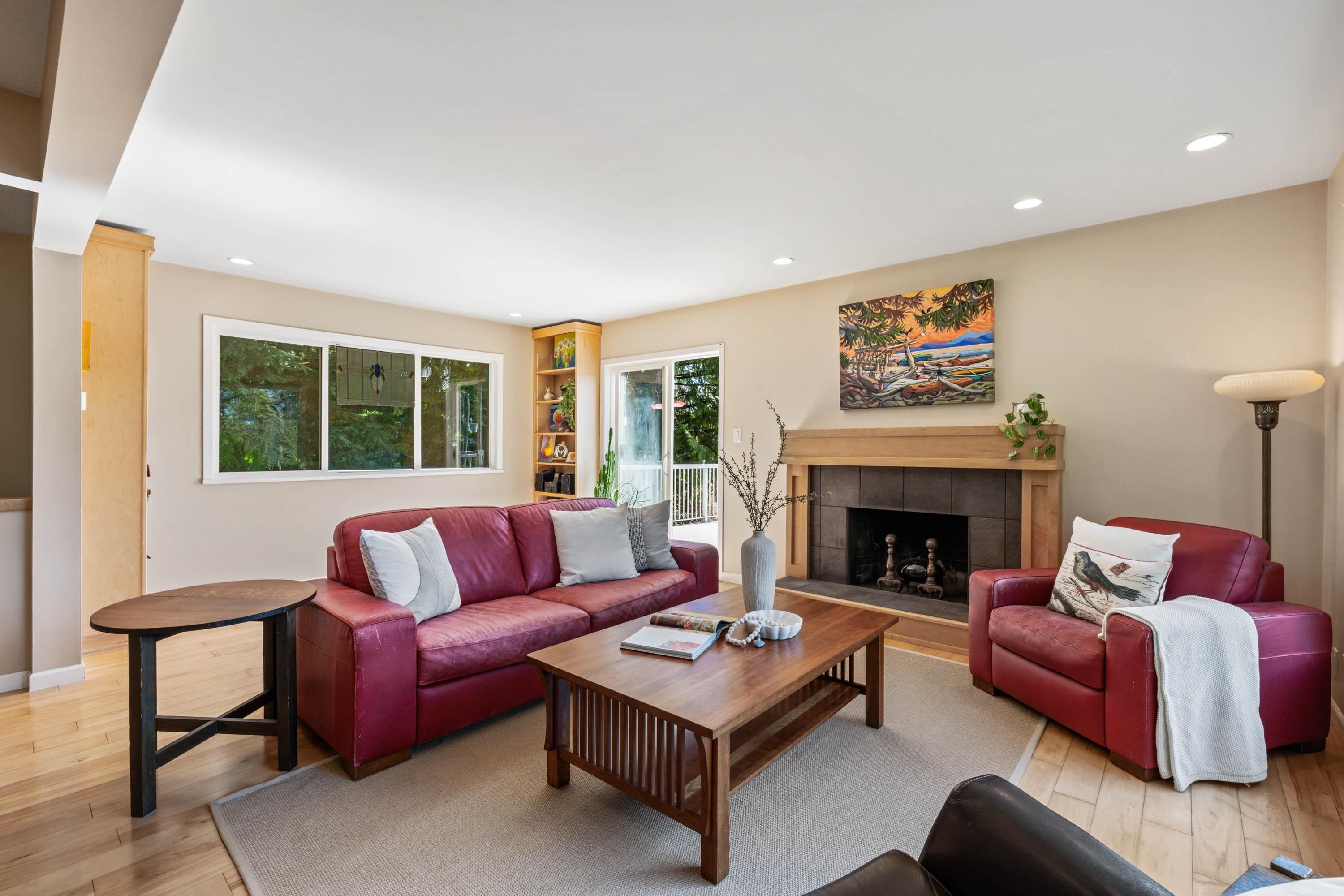 935 Stardale Avenue, Coquitlam, BC