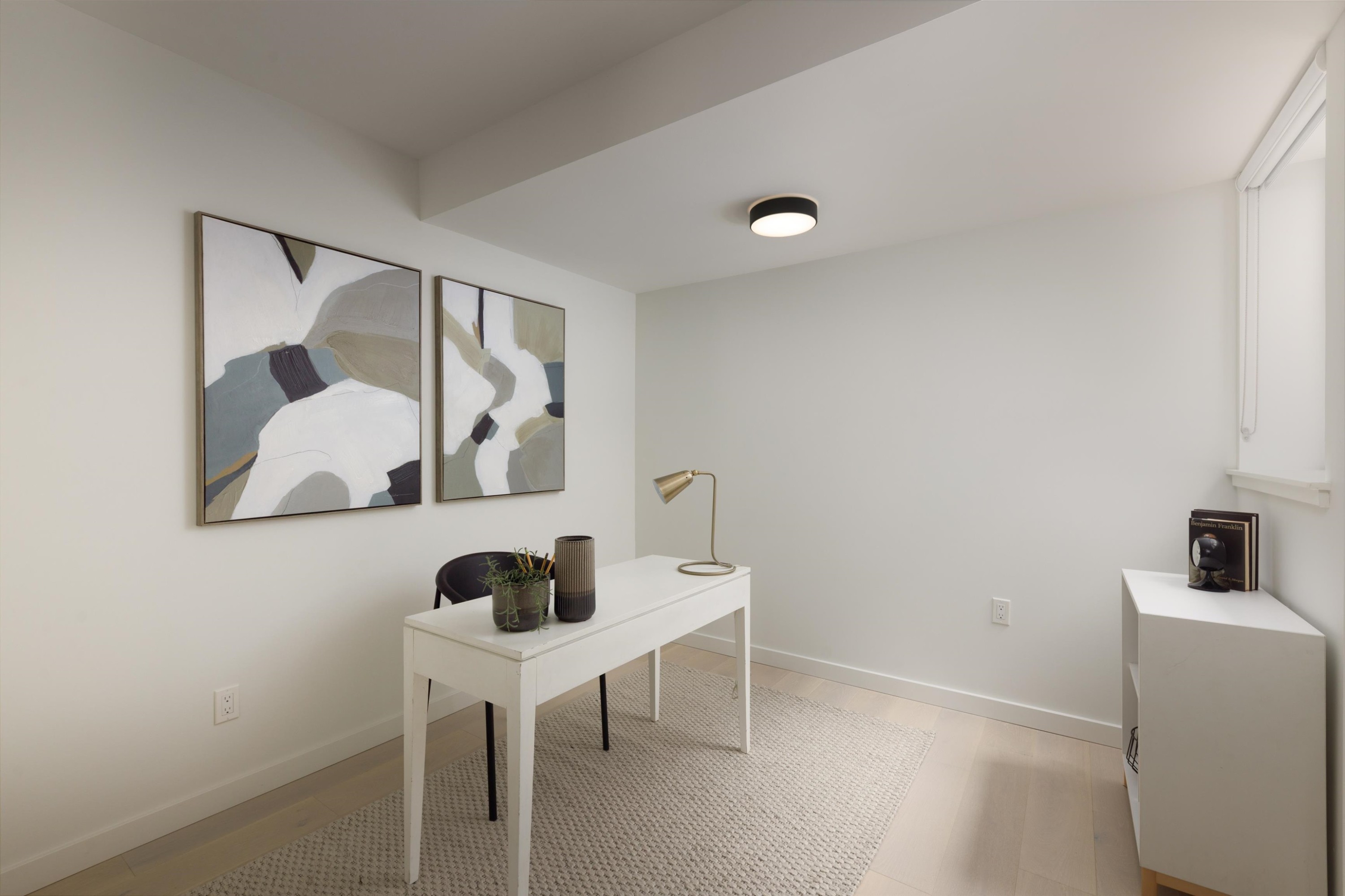 529 6Th Avenue E, Vancouver, BC