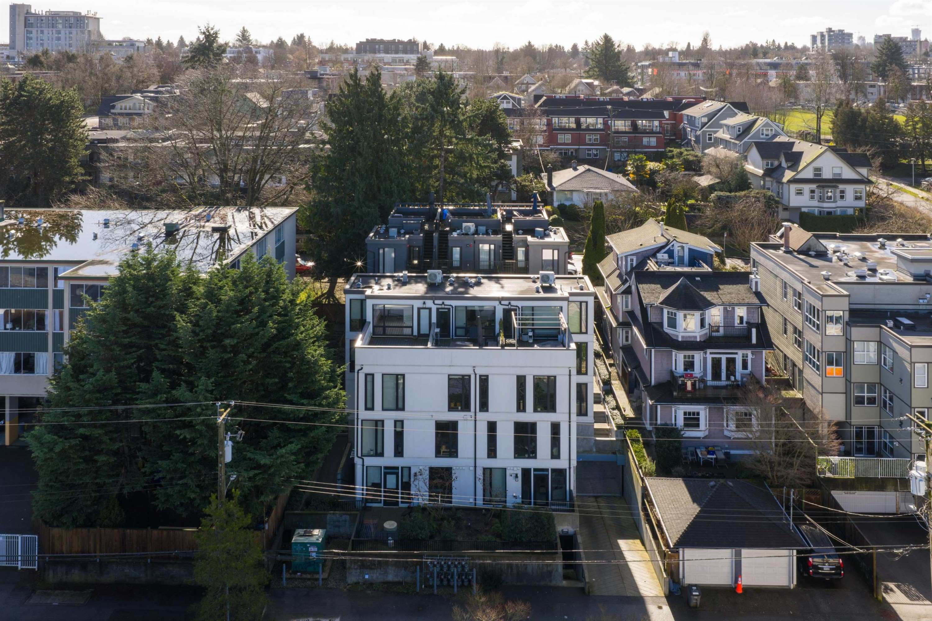 529 6Th Avenue E, Vancouver, BC