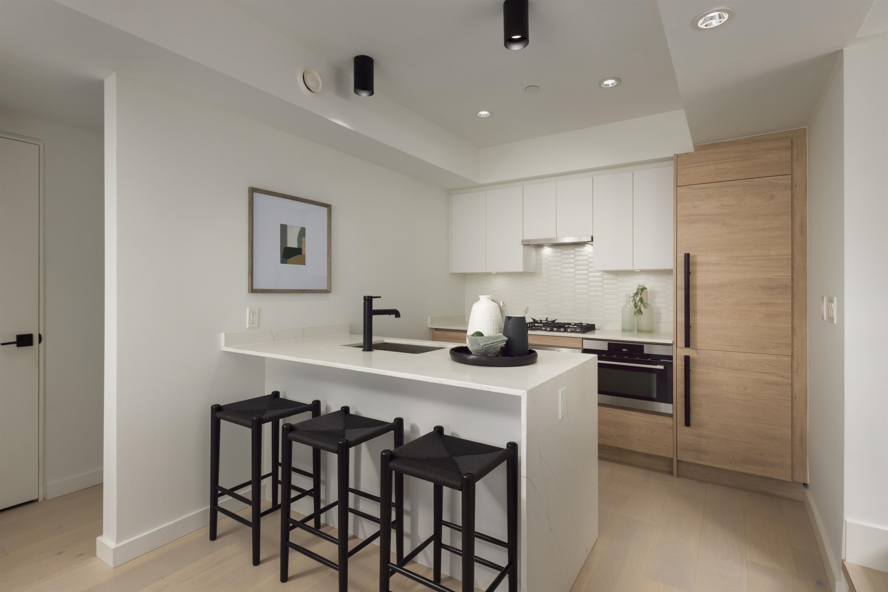 529 6Th Avenue E, Vancouver, BC