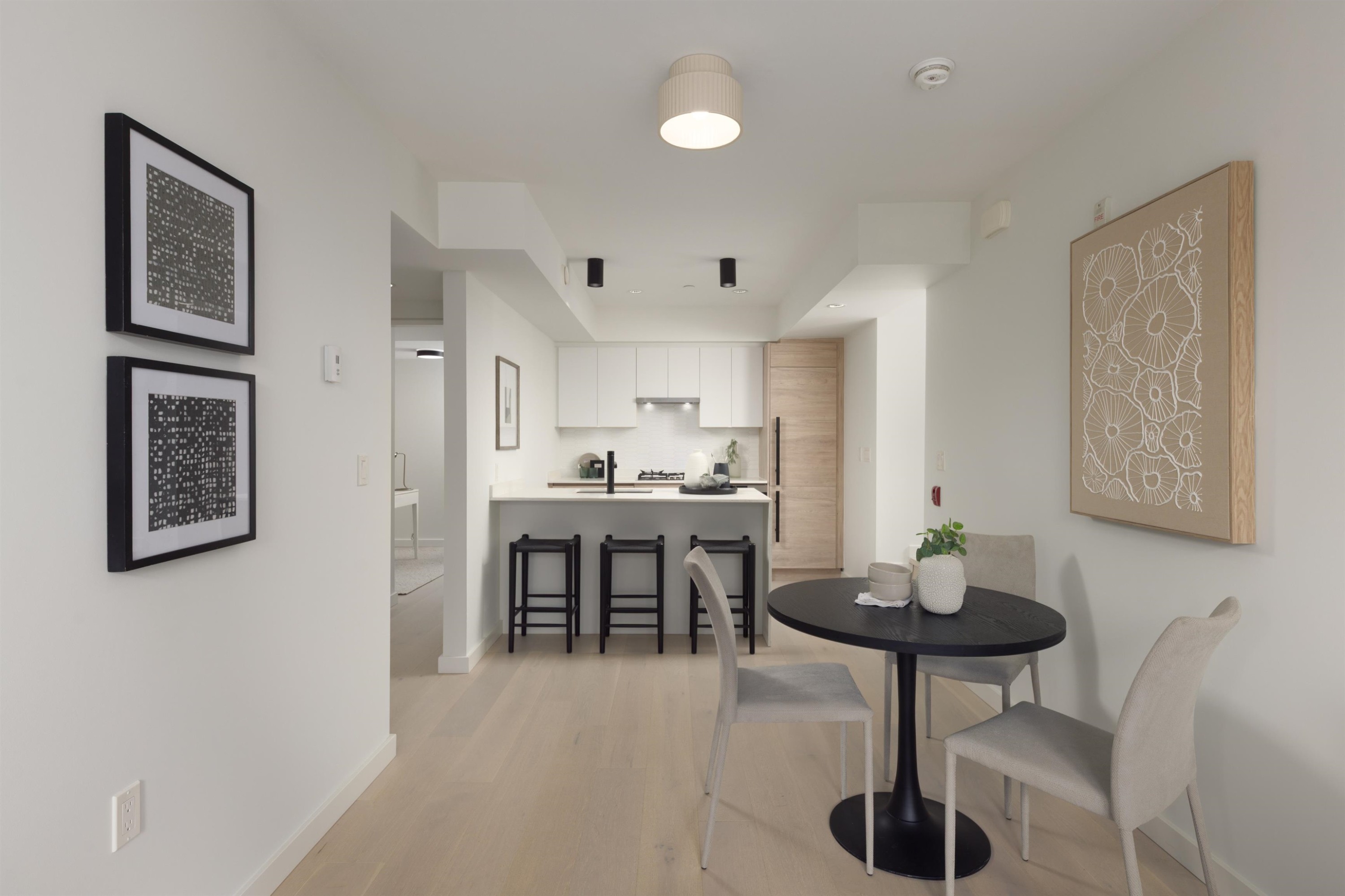 529 6Th Avenue E, Vancouver, BC