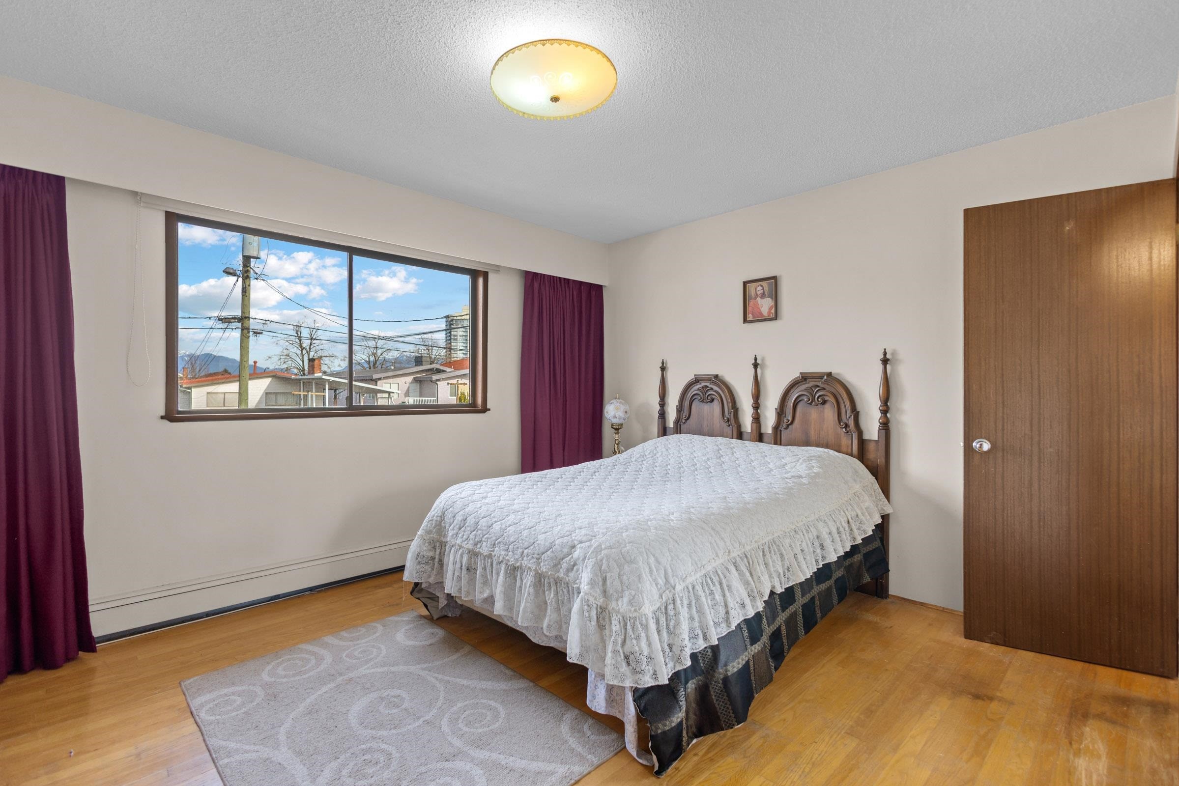 2225 35Th Avenue E, Vancouver, BC