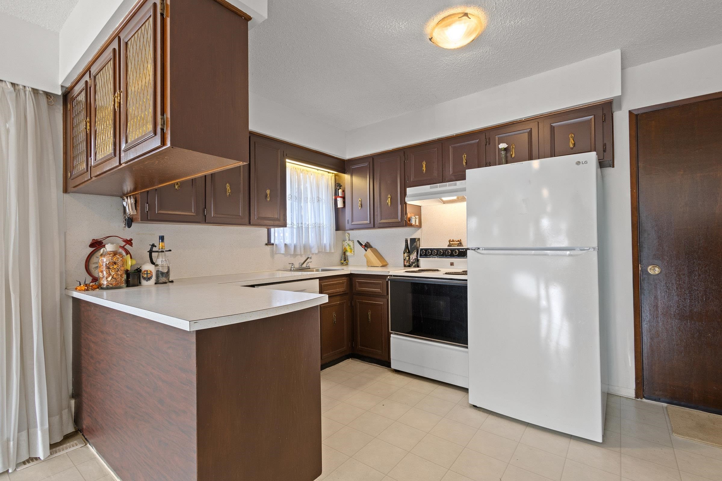 2225 35Th Avenue E, Vancouver, BC